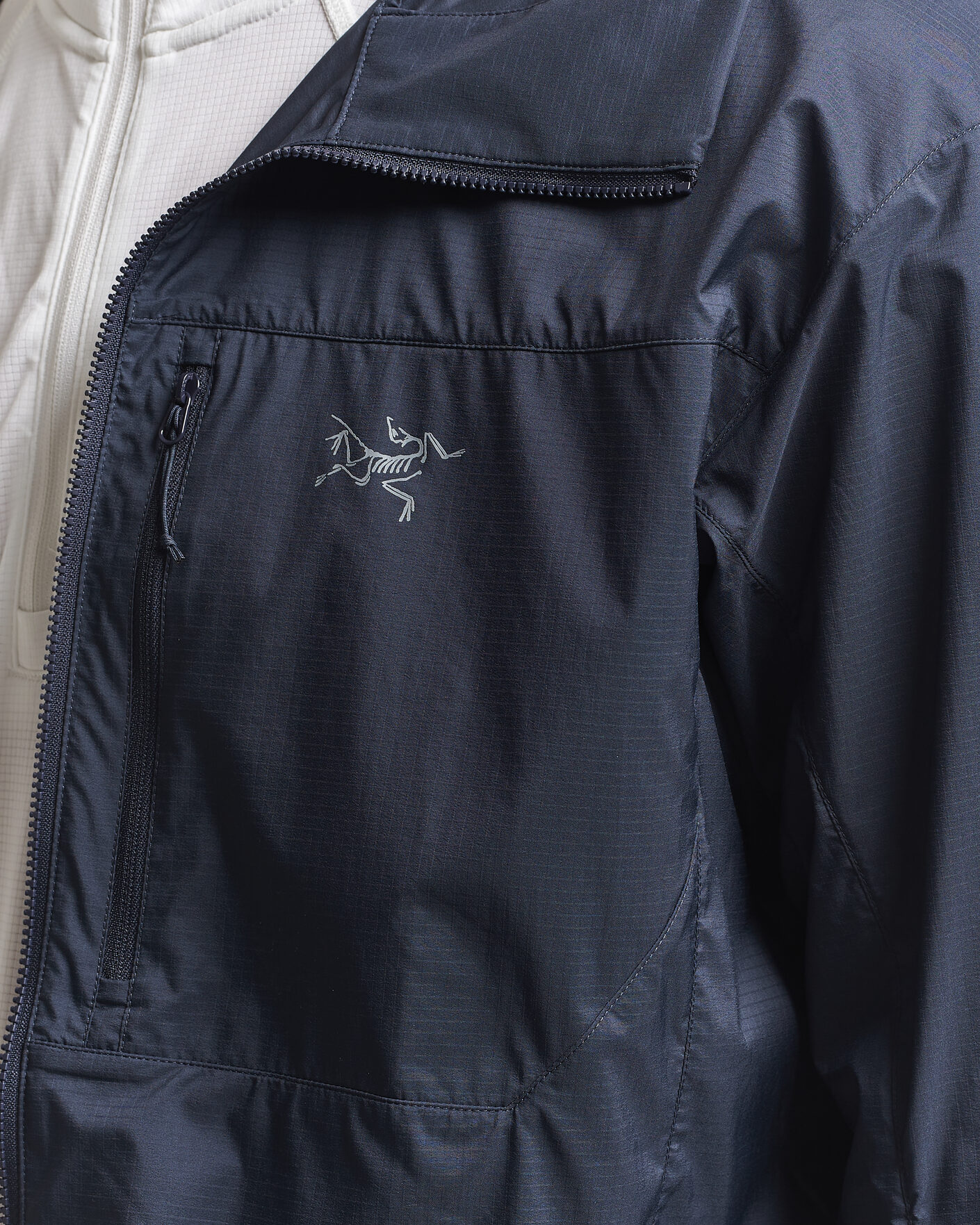 Homme | Manteaux Et Vestes | Arc'teryx | Squamish Lightweight Hooded Jacket Black Sapphire