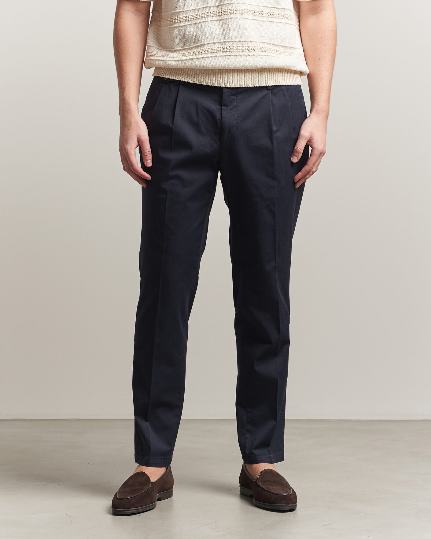 Homme | Pantalons | Briglia 1949 | Easy Fit Pleated Cotton Stretch Chino Navy