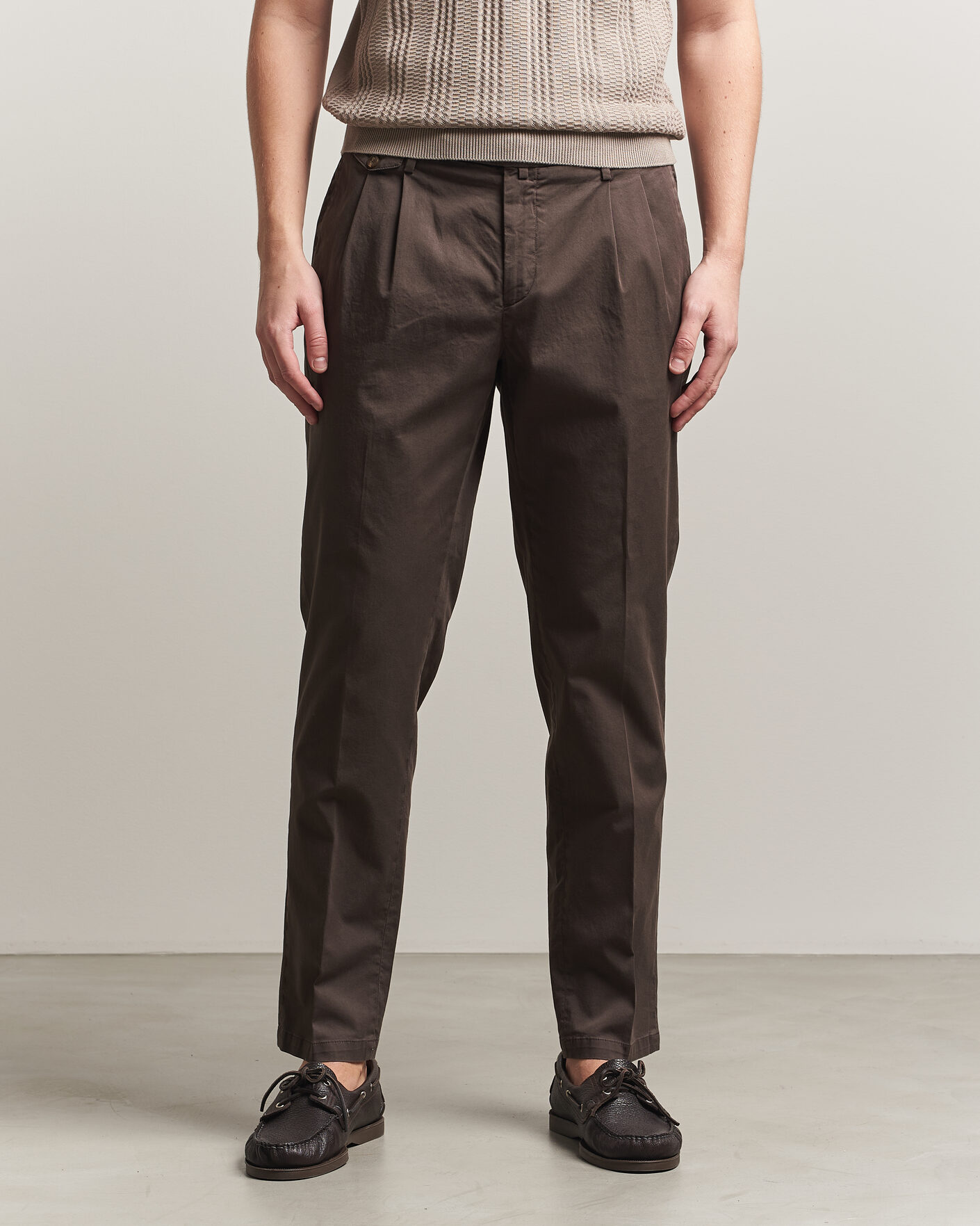 Homme | Pantalons | Briglia 1949 | Easy Fit Pleated Cotton Stretch Chino Brown