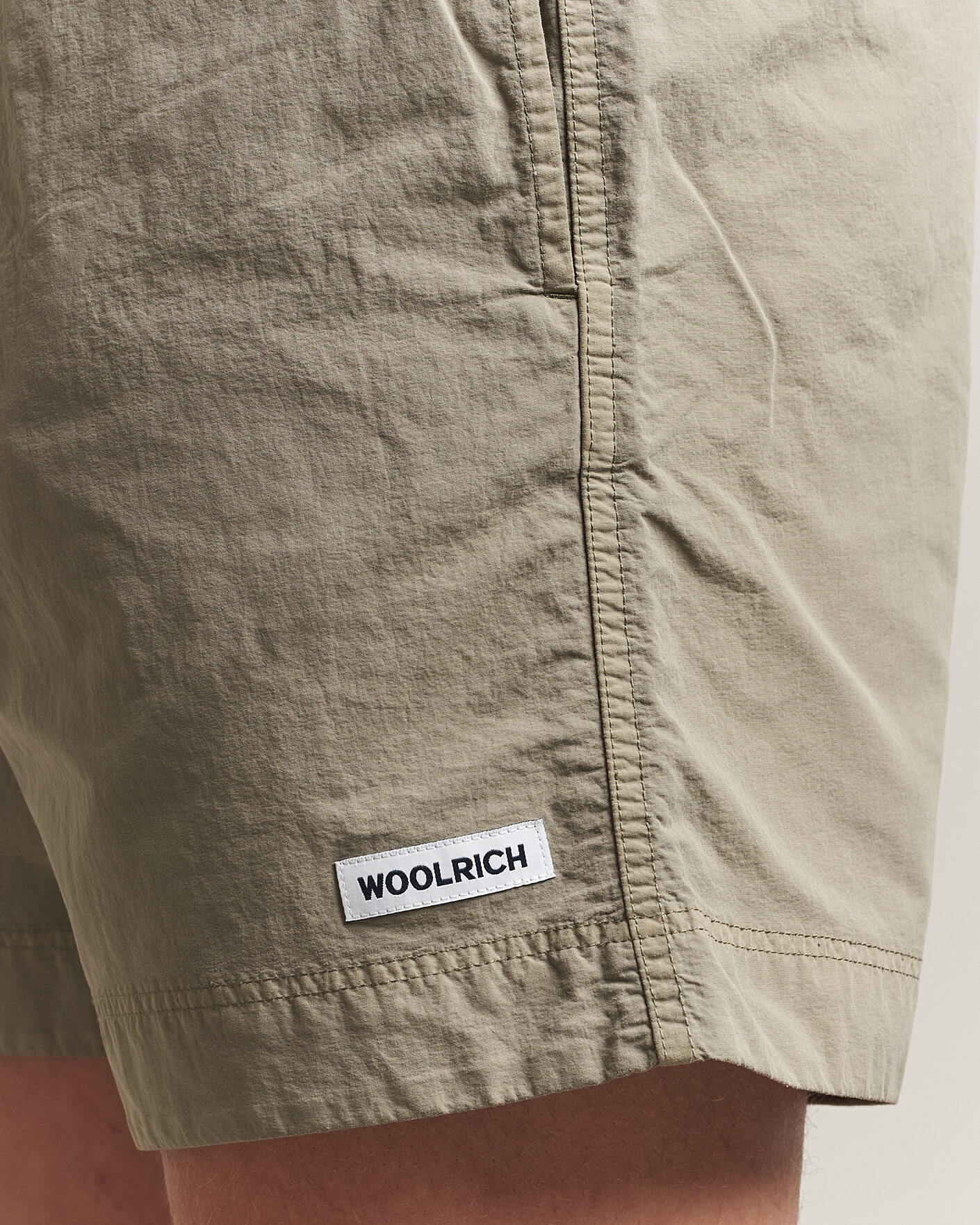 Heren | Woolrich Solid Garment Dyed Swimshorts Smokey Olive | Woolrich | Solid Garment Dyed Swimshorts Smokey Olive