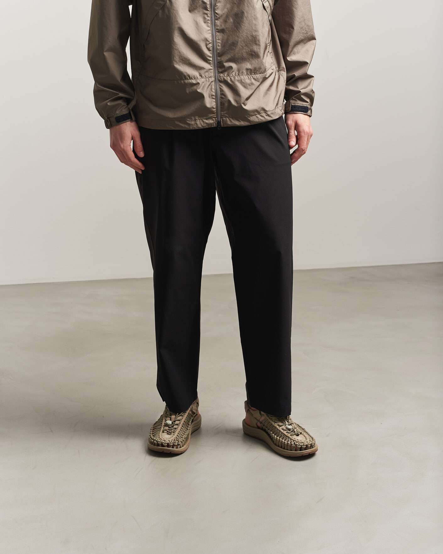 Heren | Sandalen slides | KEEN | Uneek Sneaker Sandal Timberwolf