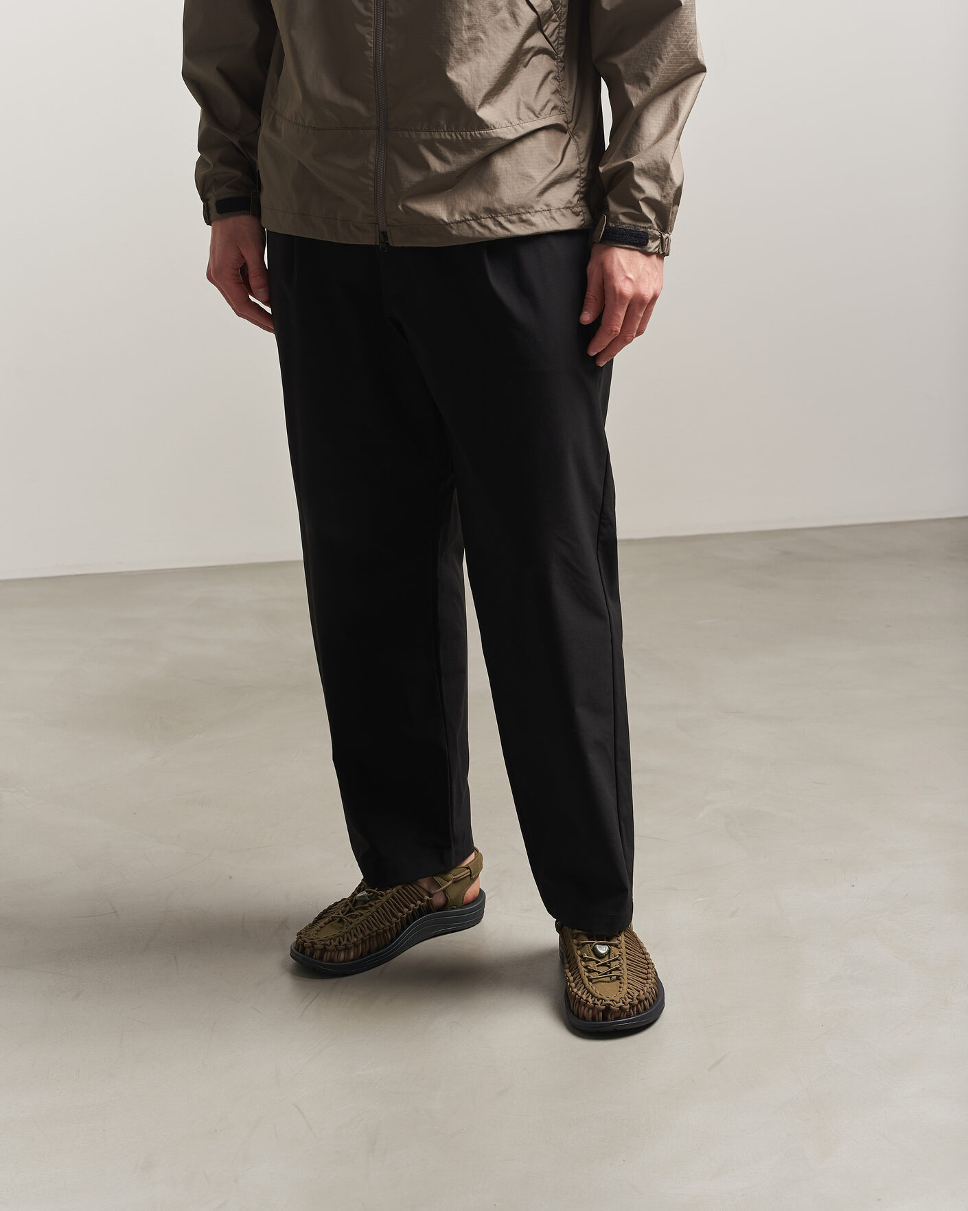 Heren | Sandalen slides | KEEN | Uneek Sneaker Sandal Dark Olive