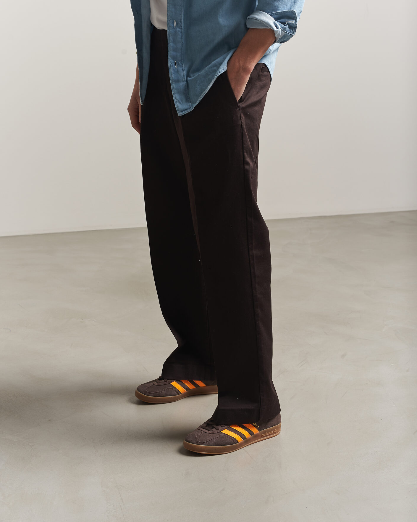 Homme | adidas Originals Gazelle Indoor Sneaker Brown/Orange | adidas Originals | Gazelle Indoor Sneaker Brown/Orange