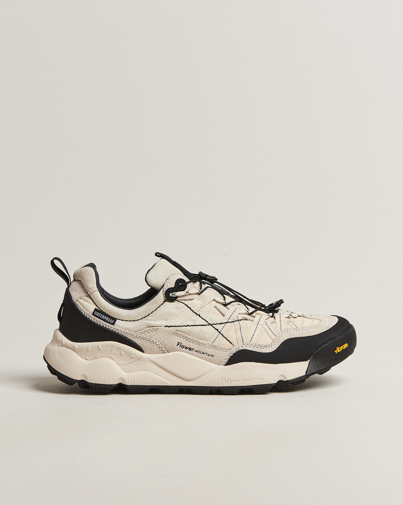 Heren | Sneakers | Flower Mountain | Iwano 2 Suede/Nylon Trail Sneaker White/Black