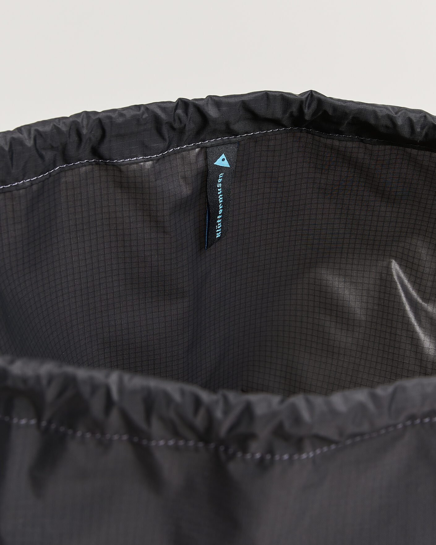 Homme | Sacs | Klättermusen | Algir Sack Pack Raven