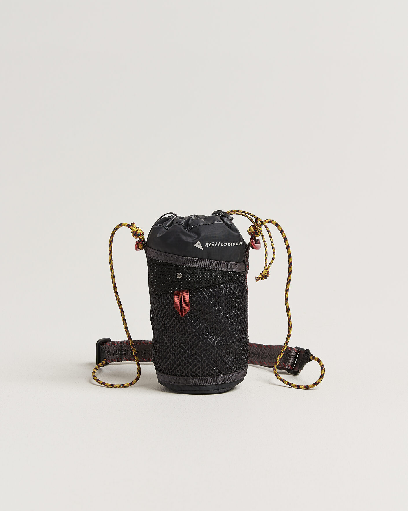 Heren | Klättermusen Algir Bottle Holder Bag Raven | Klättermusen | Algir Bottle Holder Bag Raven