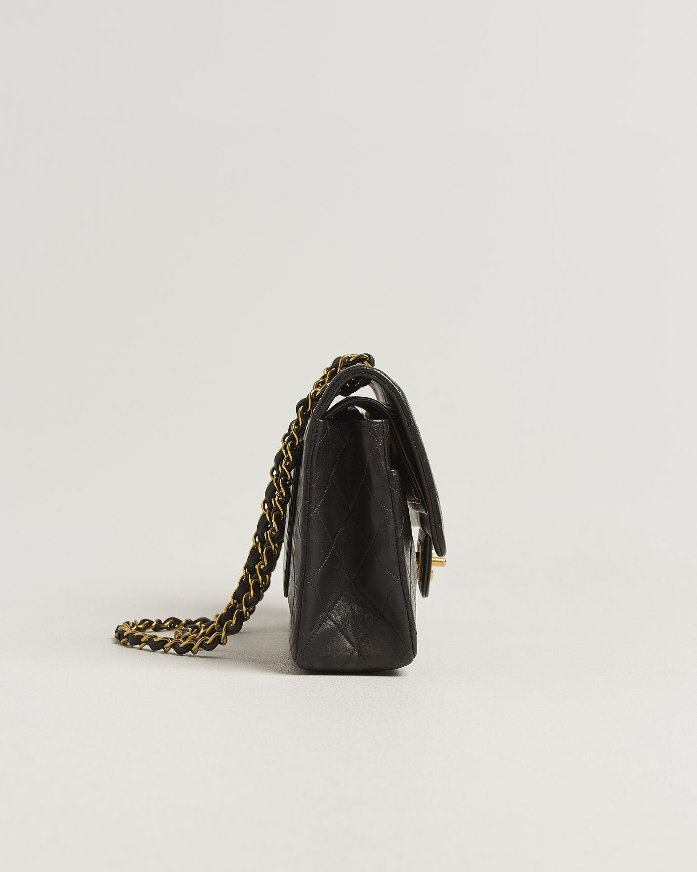 Homme | Pre-Owned & Vintage Bags | Chanel Pre-Owned | Classic Medium Double Flap Bag Black