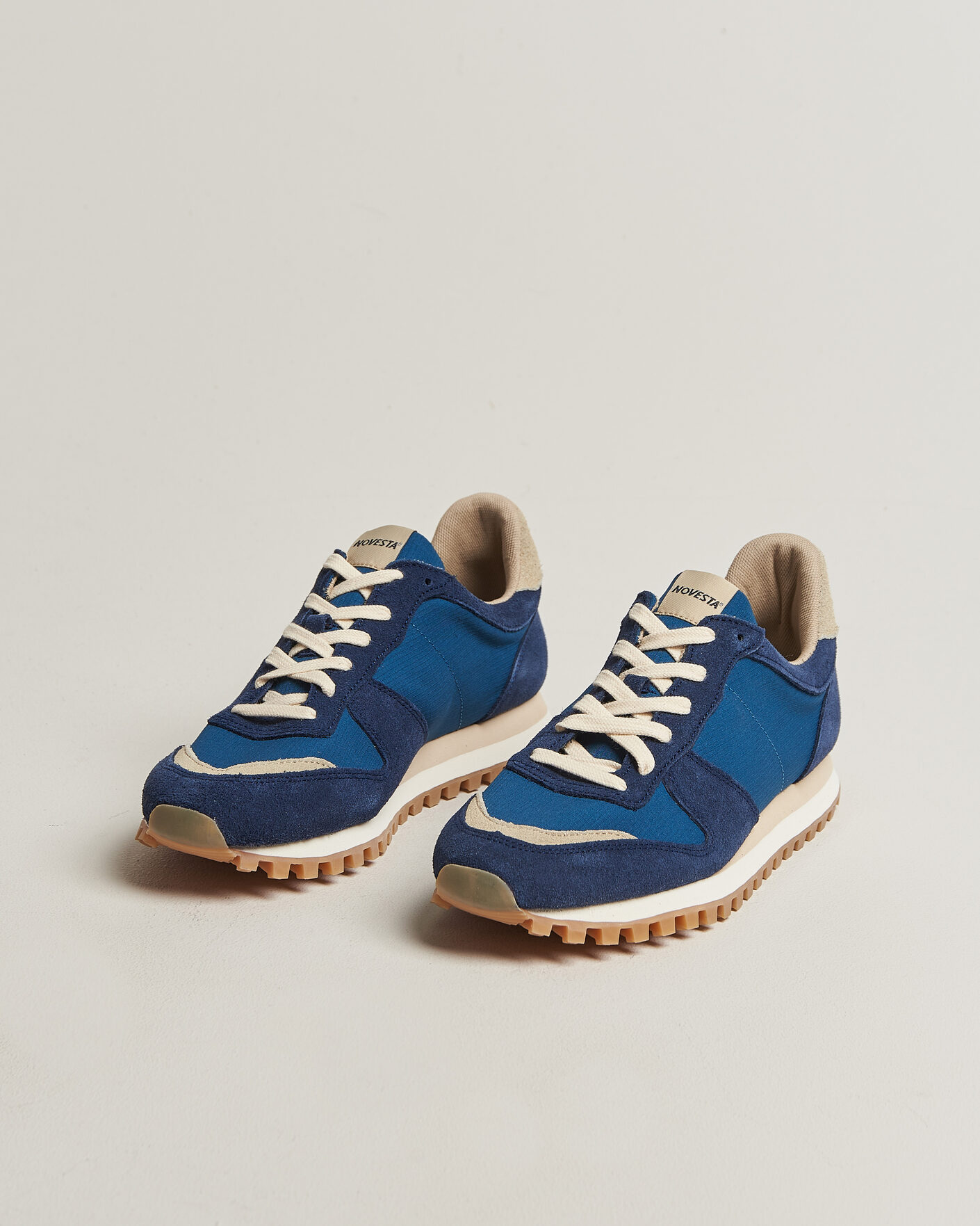 Heren | Sneakers | Novesta | Marathon Trail Running Sneaker Navy/Blue