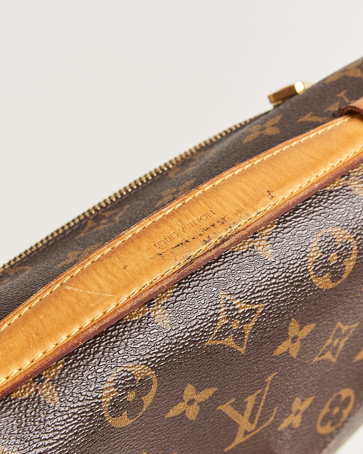 Homme | Pre-Owned & Vintage Bags | Louis Vuitton Pre-Owned | Pochette Métis Monogram