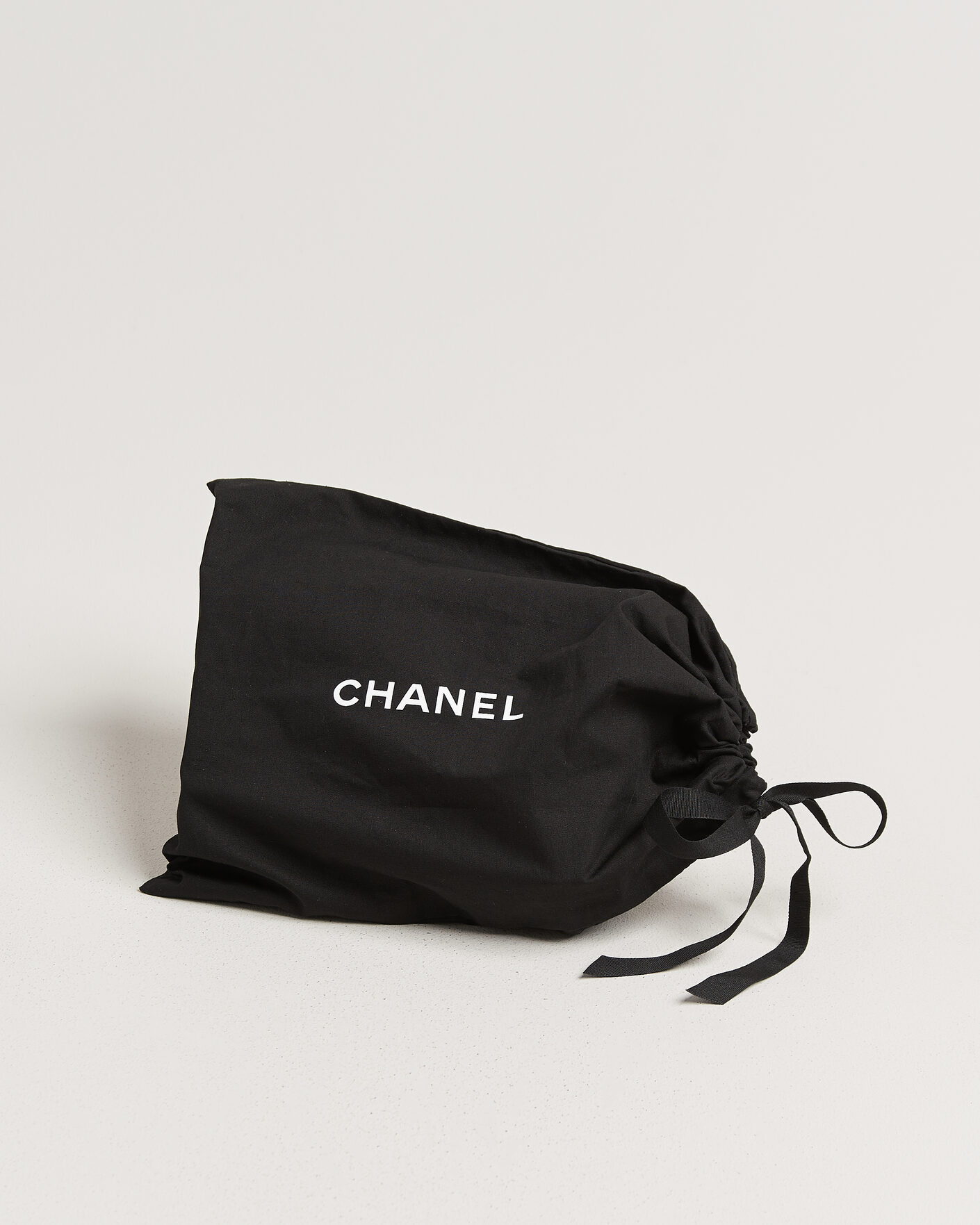Homme | Pre-Owned & Vintage Bags | Chanel Pre-Owned | Single Flap Bag Black