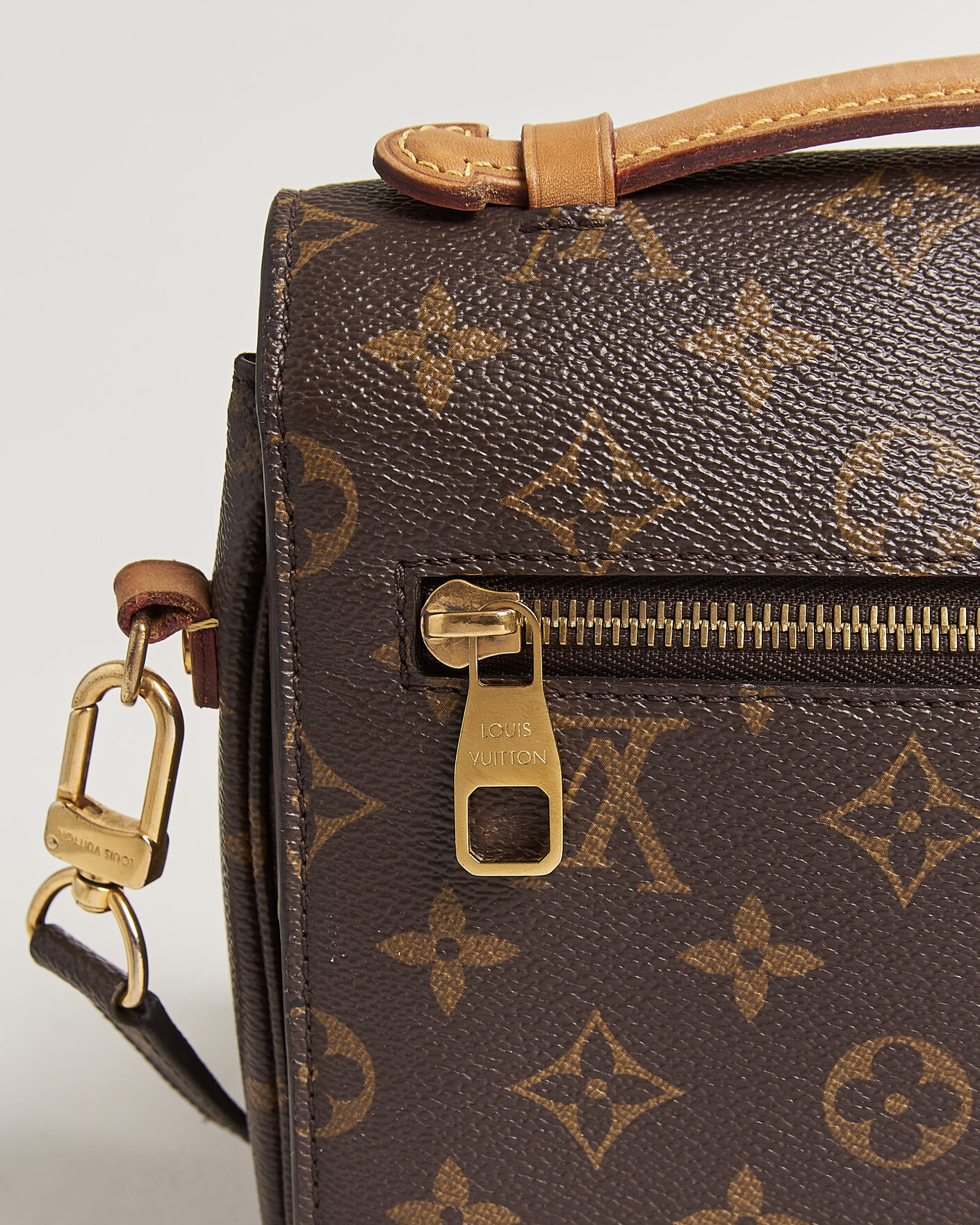 Heren | Pre-Owned & Vintage Bags | Louis Vuitton Pre-Owned | Pochette Métis Monogram