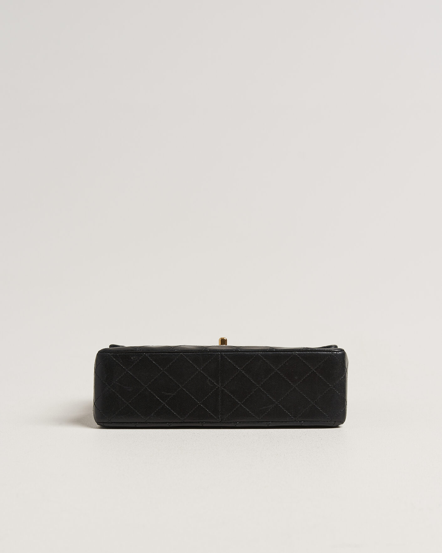 Homme | Pre-Owned & Vintage Bags | Chanel Pre-Owned | Classic Medium Square Double Flap Bag Lambskin Black