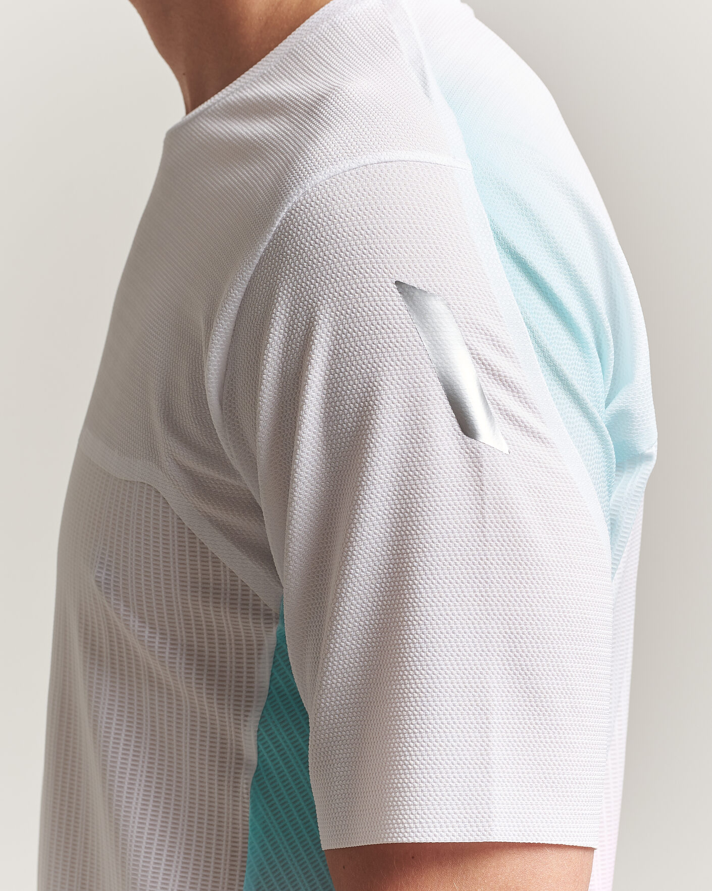 Homme | T-shirts | SOAR Running | Hot Weather Tee White/Blue