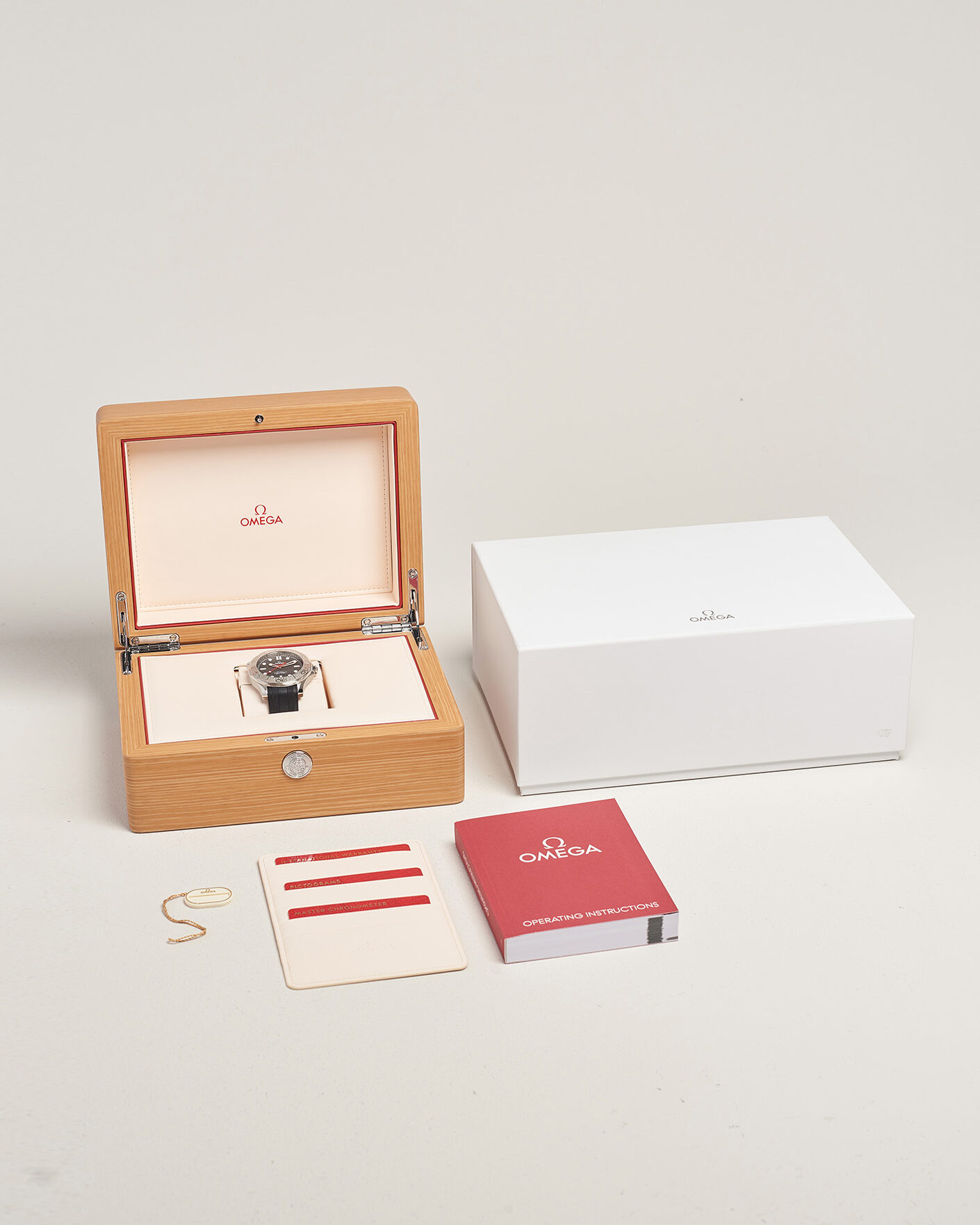 Homme | Pre-Owned & Vintage Watches | Omega Pre-Owned | Seamaster Diver 300 M Nekton Edition 