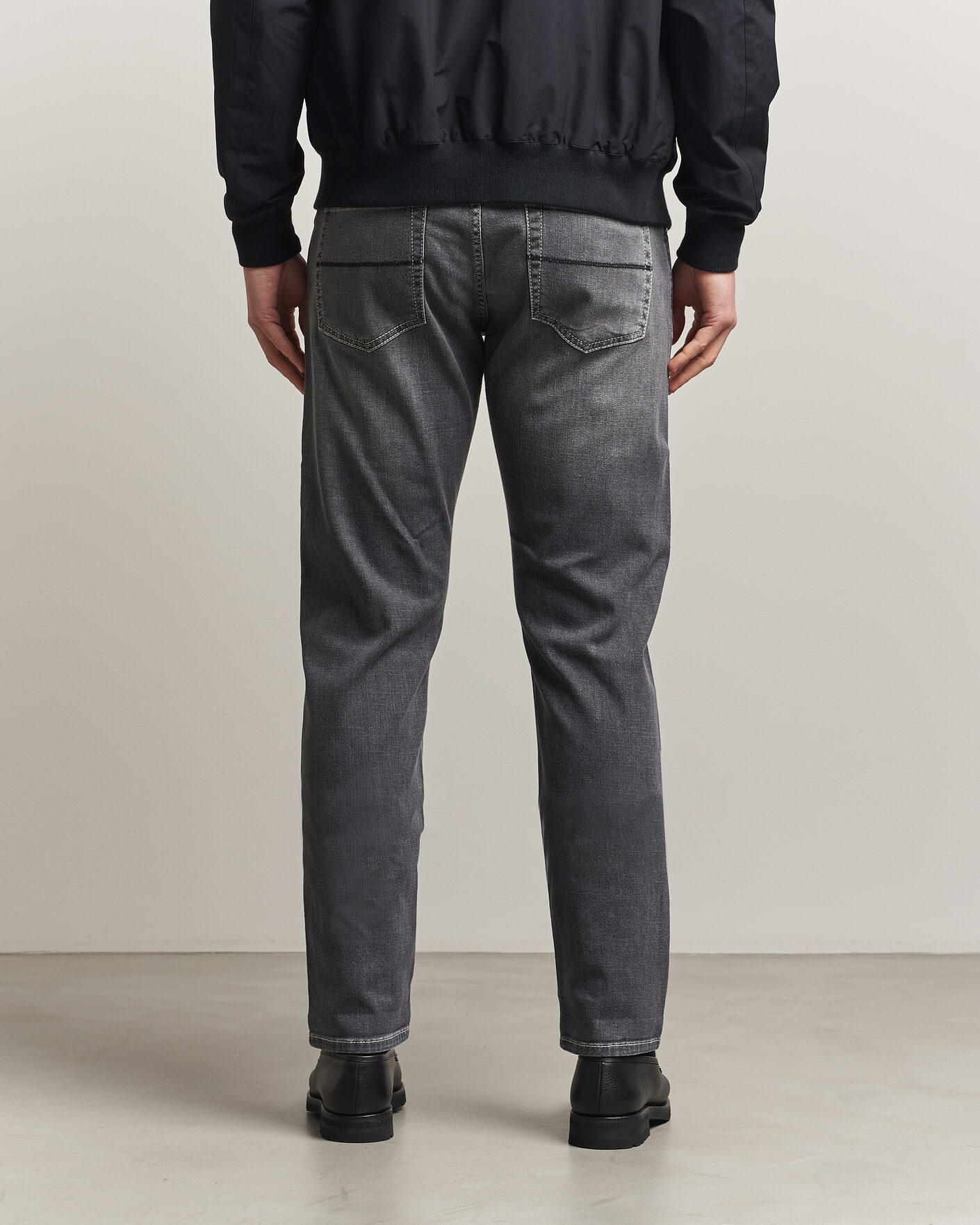 Heren | Jeans | Tramarossa | Michelangelo Contrast Seam Stretch Jeans Dark Grey