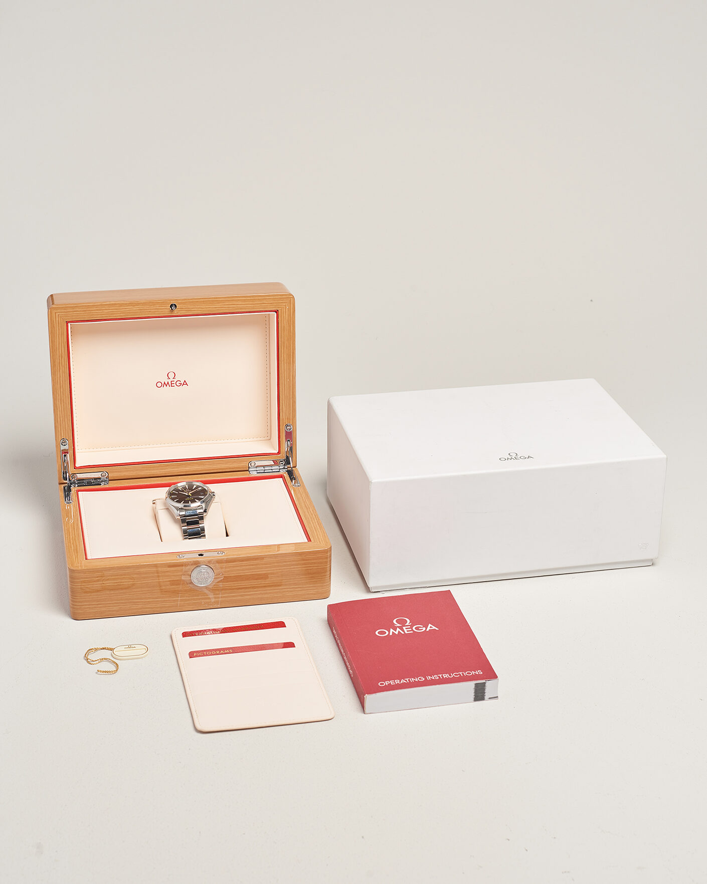 Homme | Pre-Owned & Vintage Watches | Omega Pre-Owned | Seamaster Aqua Terra 15.000 Gauss 