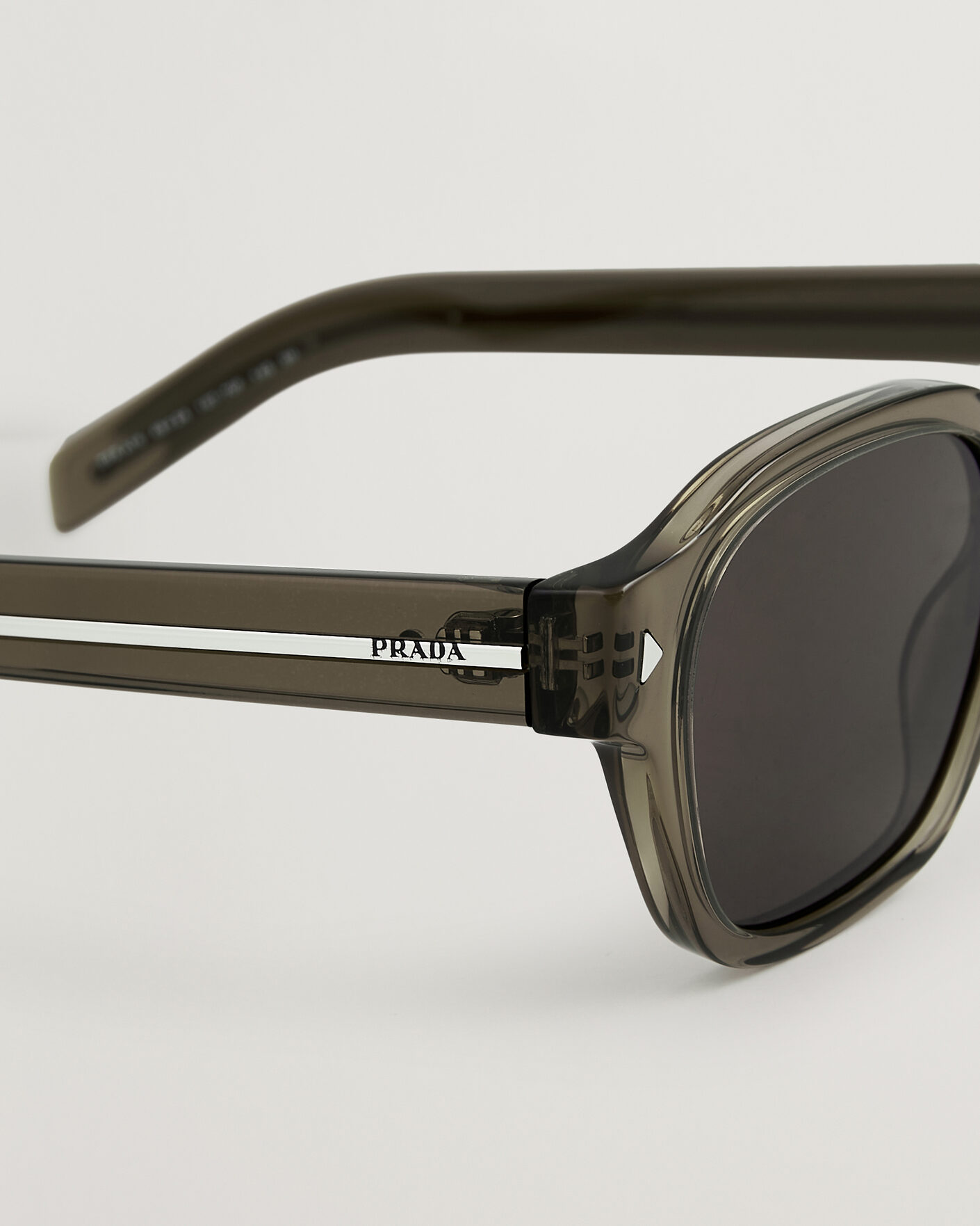 Homme | Lunettes De Soleil | Prada Eyewear | 0PR A16S Sunglasses Transparent Terra