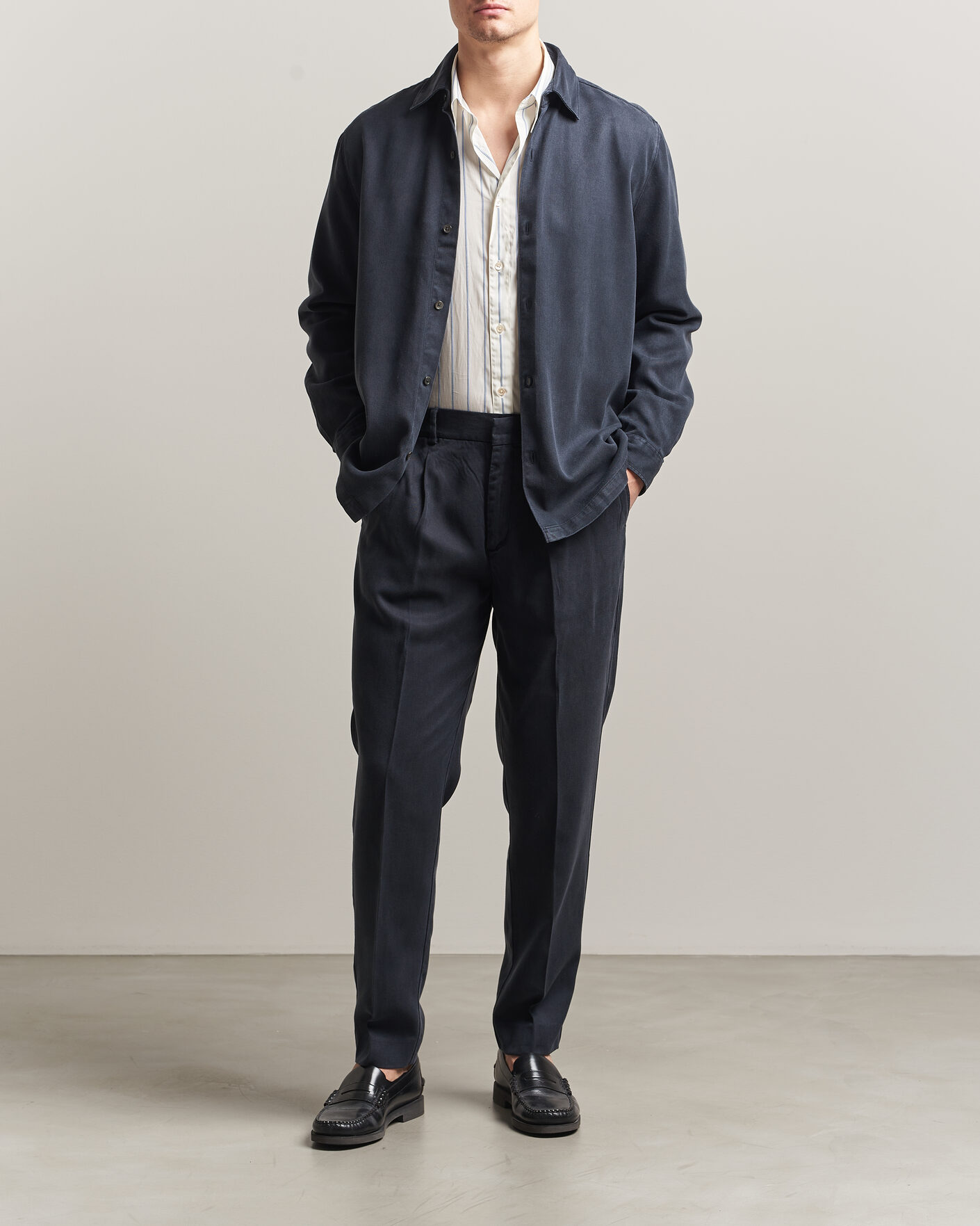 Heren | Broeken | A Day's March | Smart Lyocell Trousers Navy