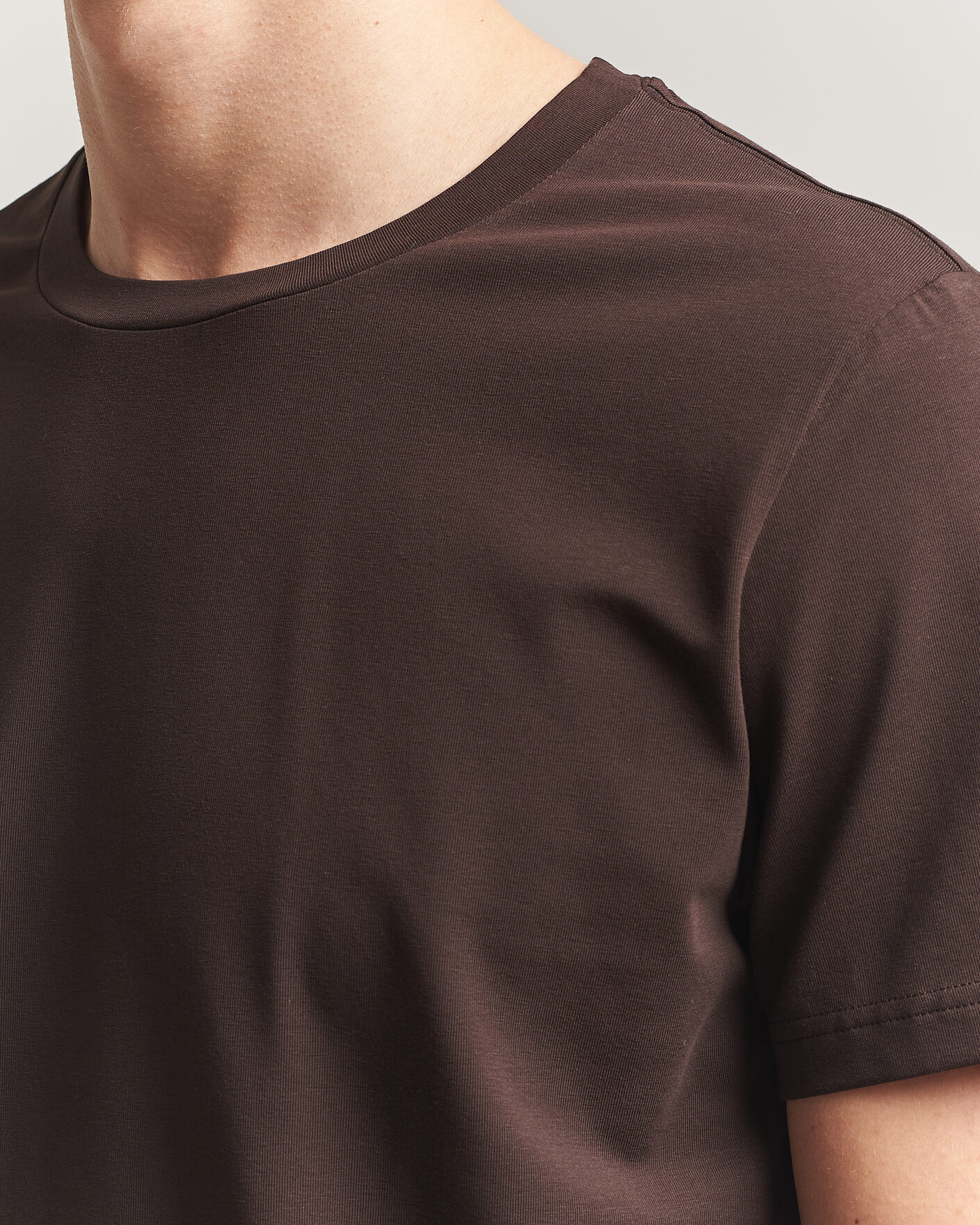 Homme | T-shirts | Filippa K | Soft Lycra T-Shirt Dark Chocolate