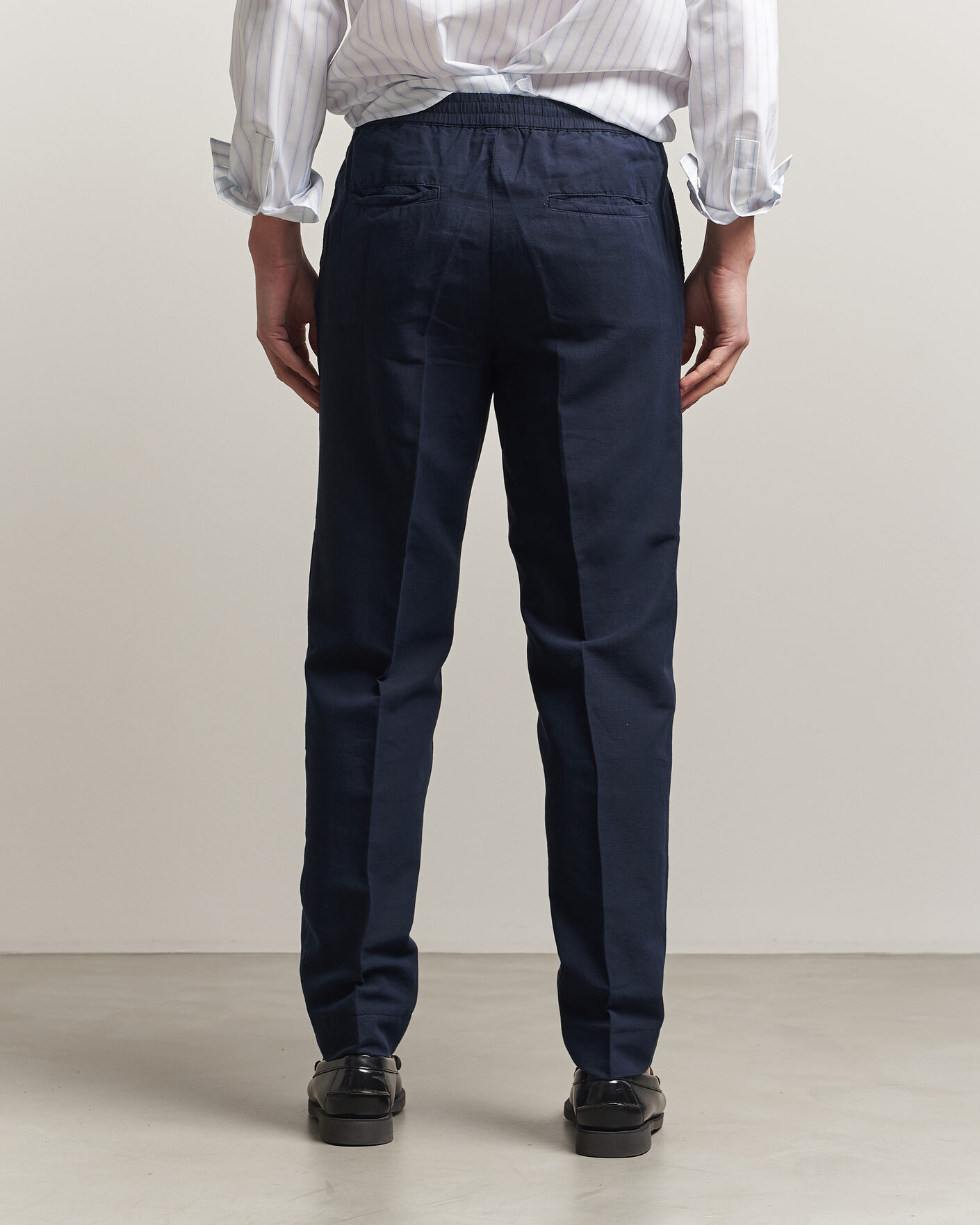 Heren | Broeken | Filippa K | Theo Relaxed Linen/Cotton Drawstring Trousers Navy