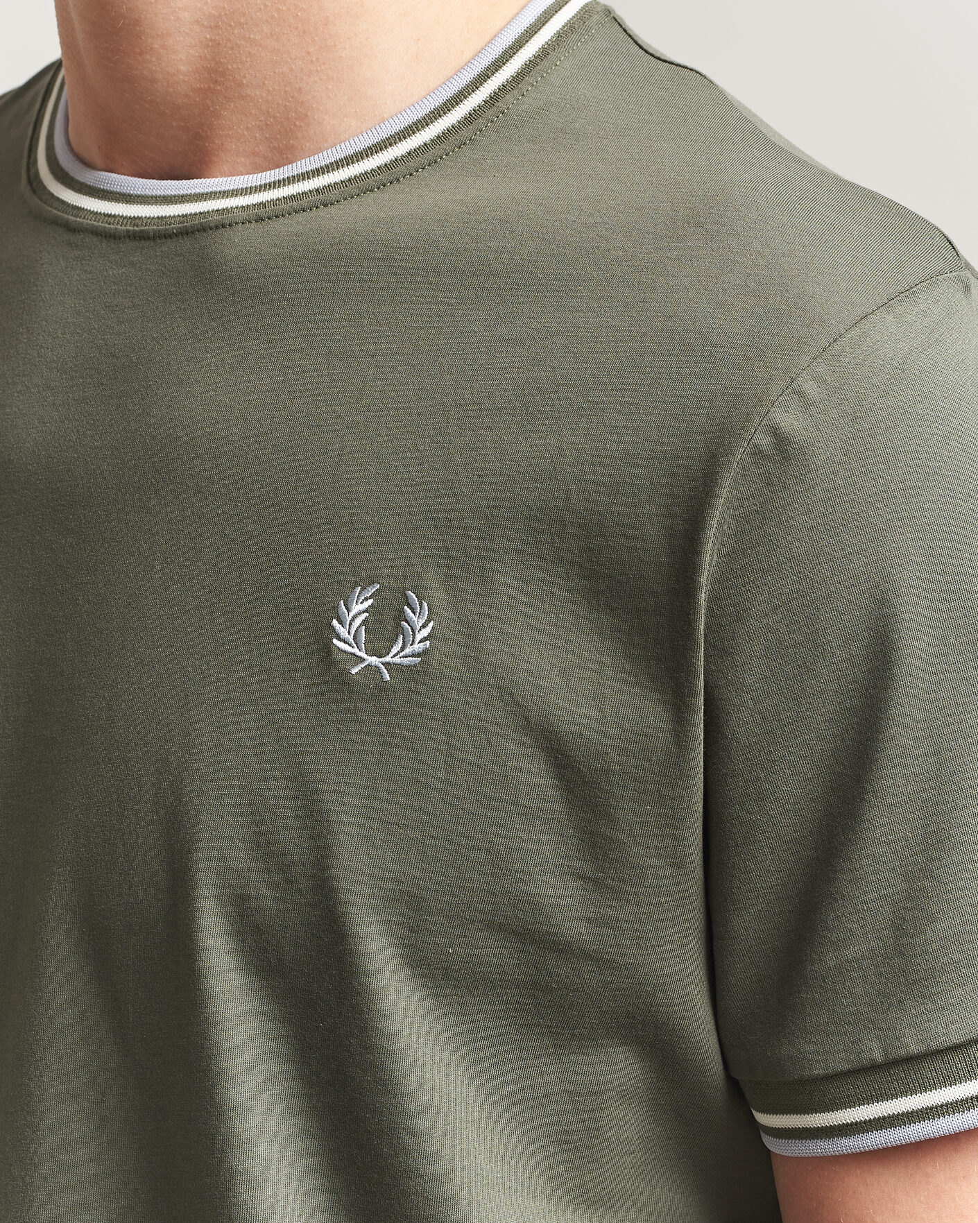Homme | T-shirts | Fred Perry | Twin Tipped T-Shirt Laurel Wreath Green