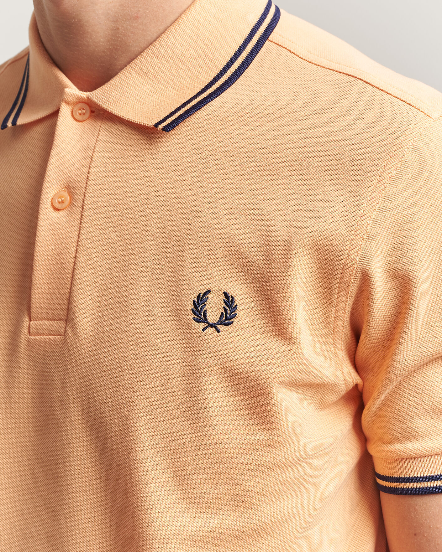 Homme | Polos | Fred Perry | Twin Tipped Polo Shirt Peach