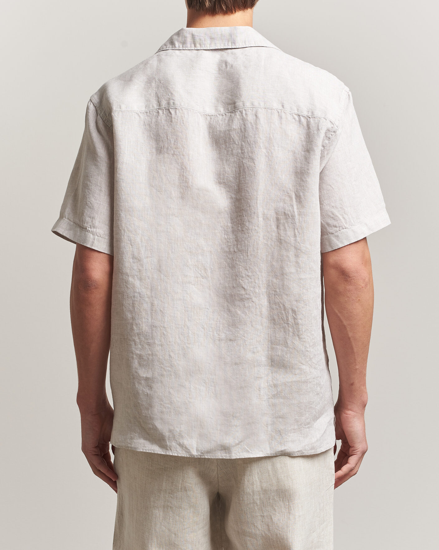 Homme | Chemises | J.Lindeberg | Elio Linen Short Sleeve Shirt Moonbeam