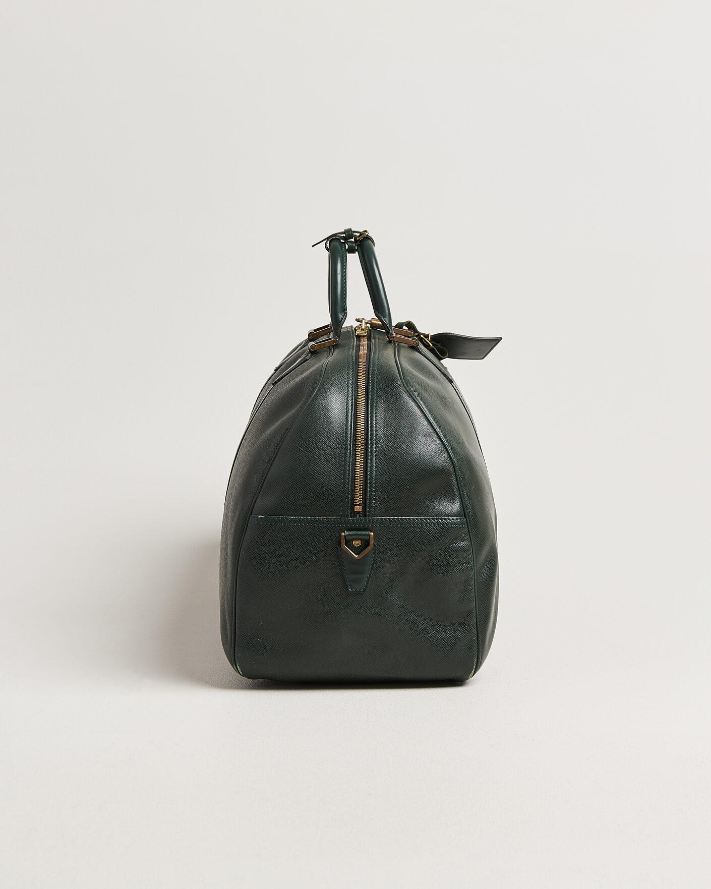 Heren | Pre-Owned & Vintage Bags | Louis Vuitton Pre-Owned | Taiga Kendall Weekend Bag GM Green