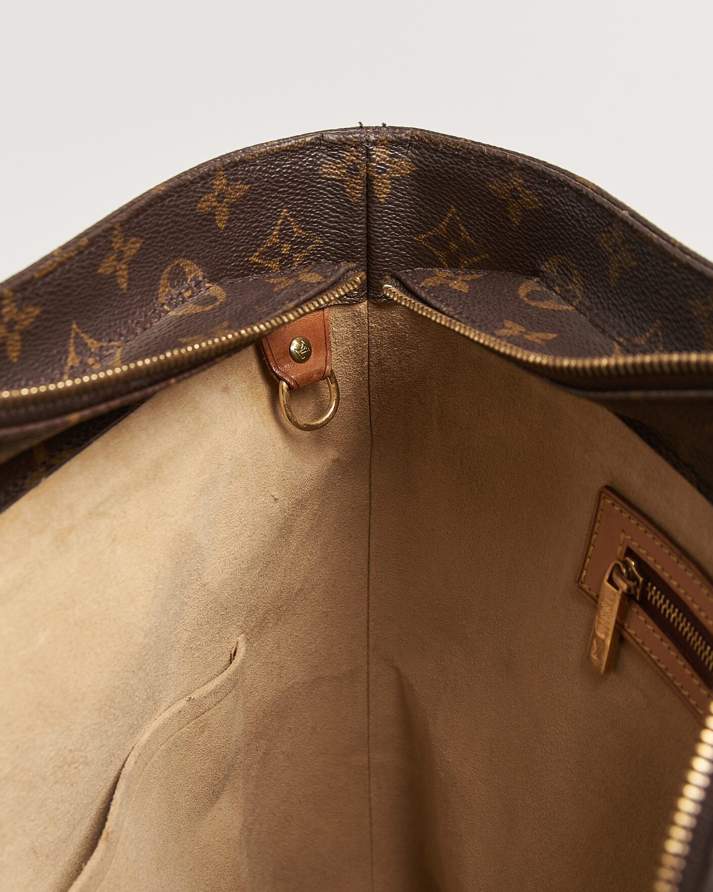 Homme | Pre-Owned & Vintage Bags | Louis Vuitton Pre-Owned | Luco Bag Monogram