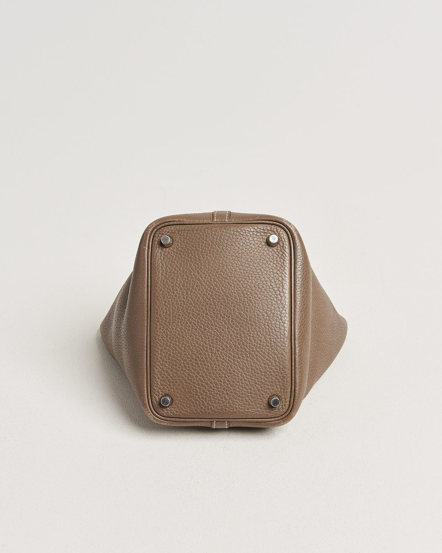 Heren | Pre-Owned & Vintage Bags | Hermès Pre-Owned | Picotin Lock 18 Etoupe