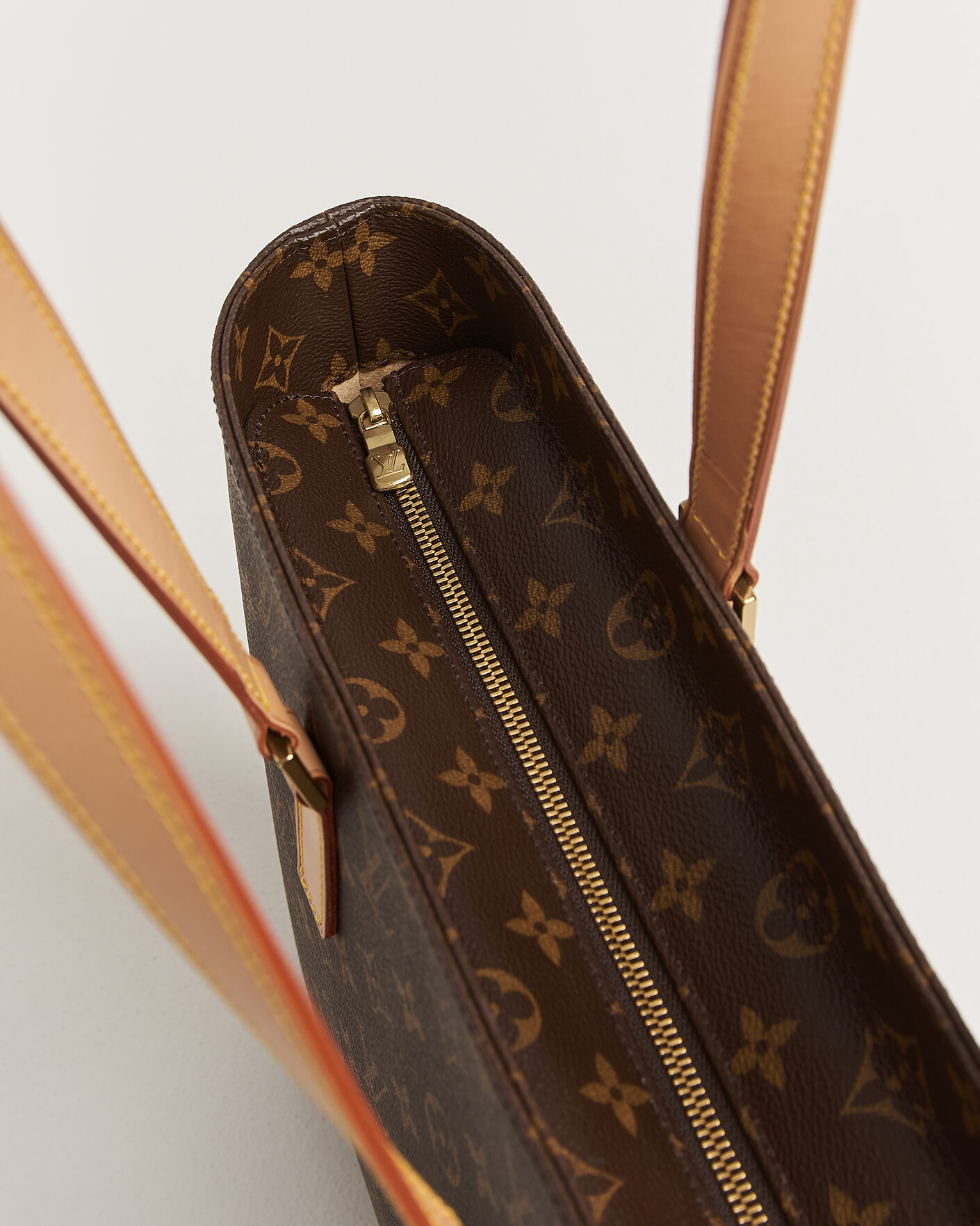 Heren | Pre-Owned & Vintage Bags | Louis Vuitton Pre-Owned | Luco Bag Monogram