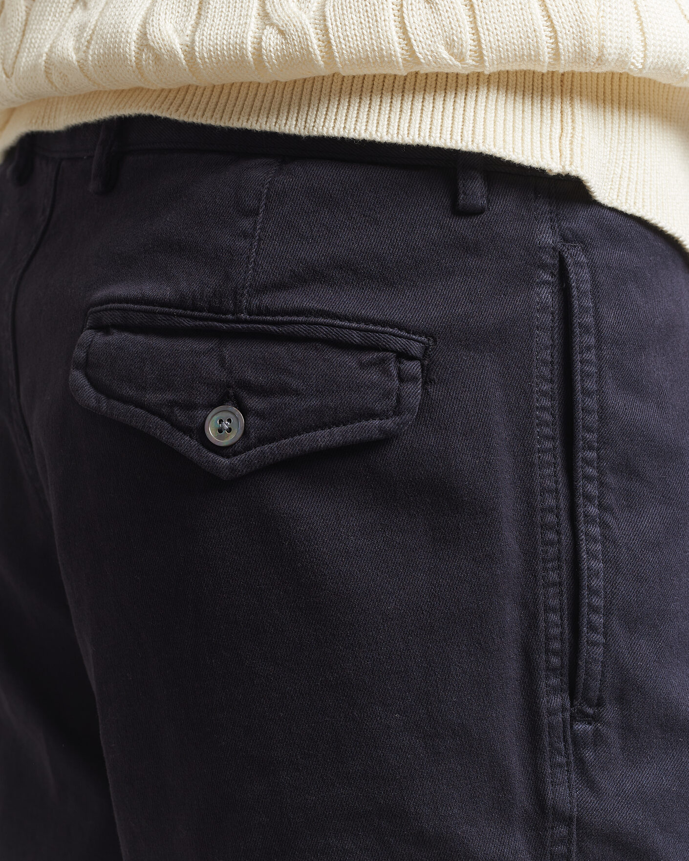Homme | Shorts | Oscar Jacobson | Tanker Pleat Shorts Navy