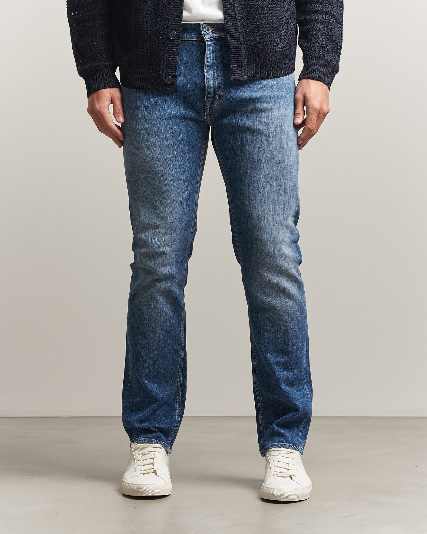 Heren | Broeken | Tiger of Sweden | Des Jeans Medium Blue