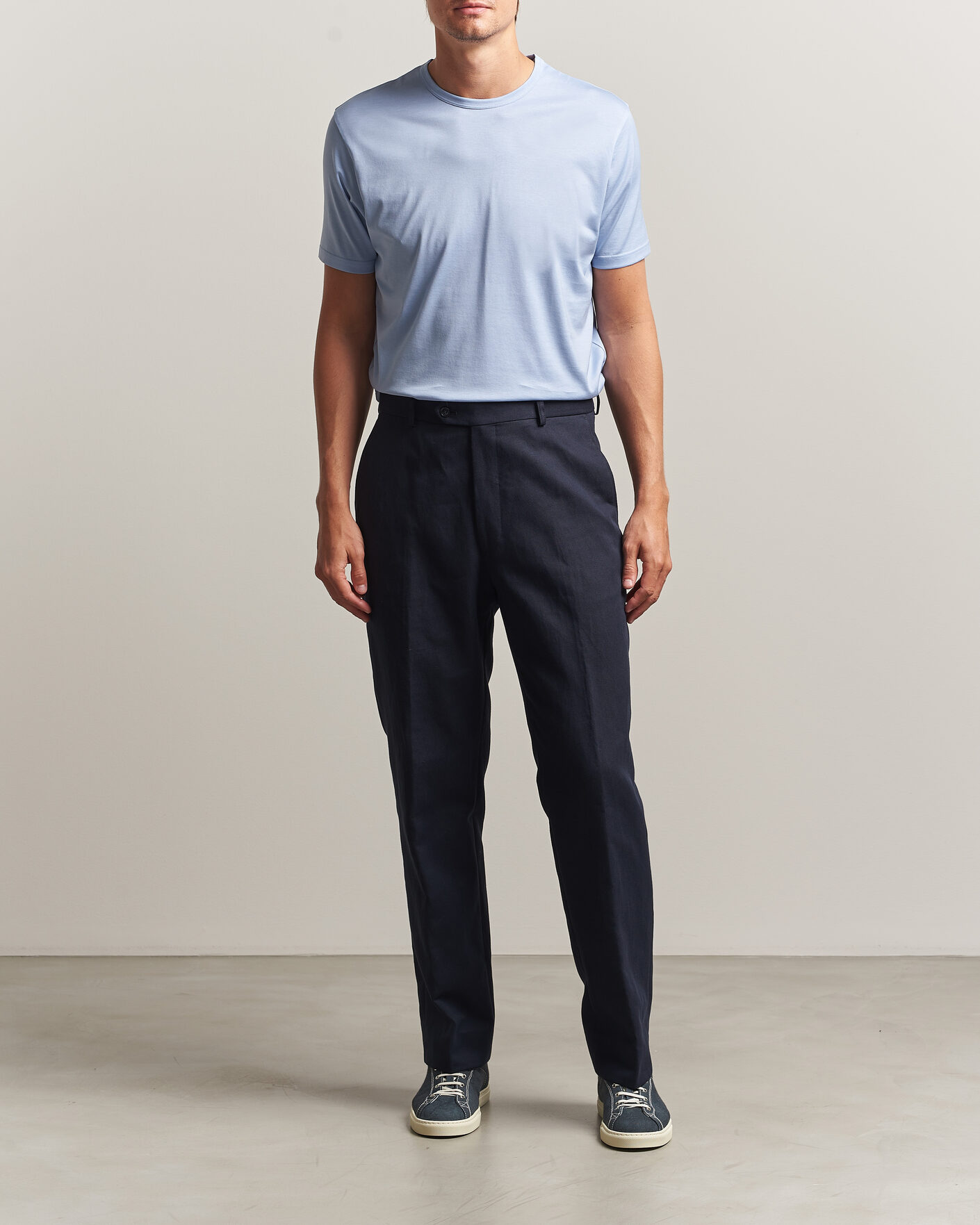 Homme | T-shirts | Sunspel | Crew Neck Q82 Cotton T-Shirt Sky Blue