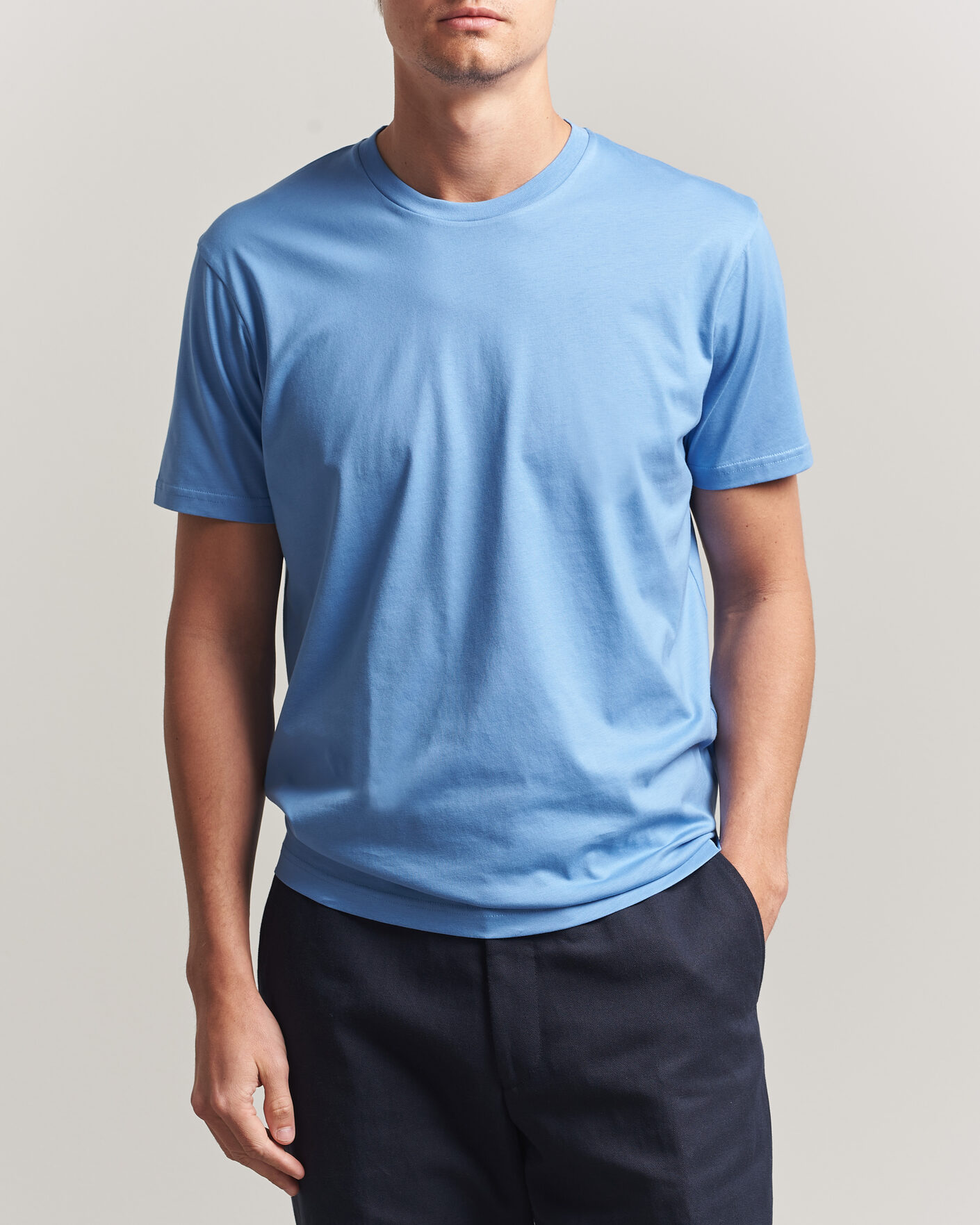 Homme | T-shirts | Sunspel | Riviera Midweight T-Shirt Azure Blue