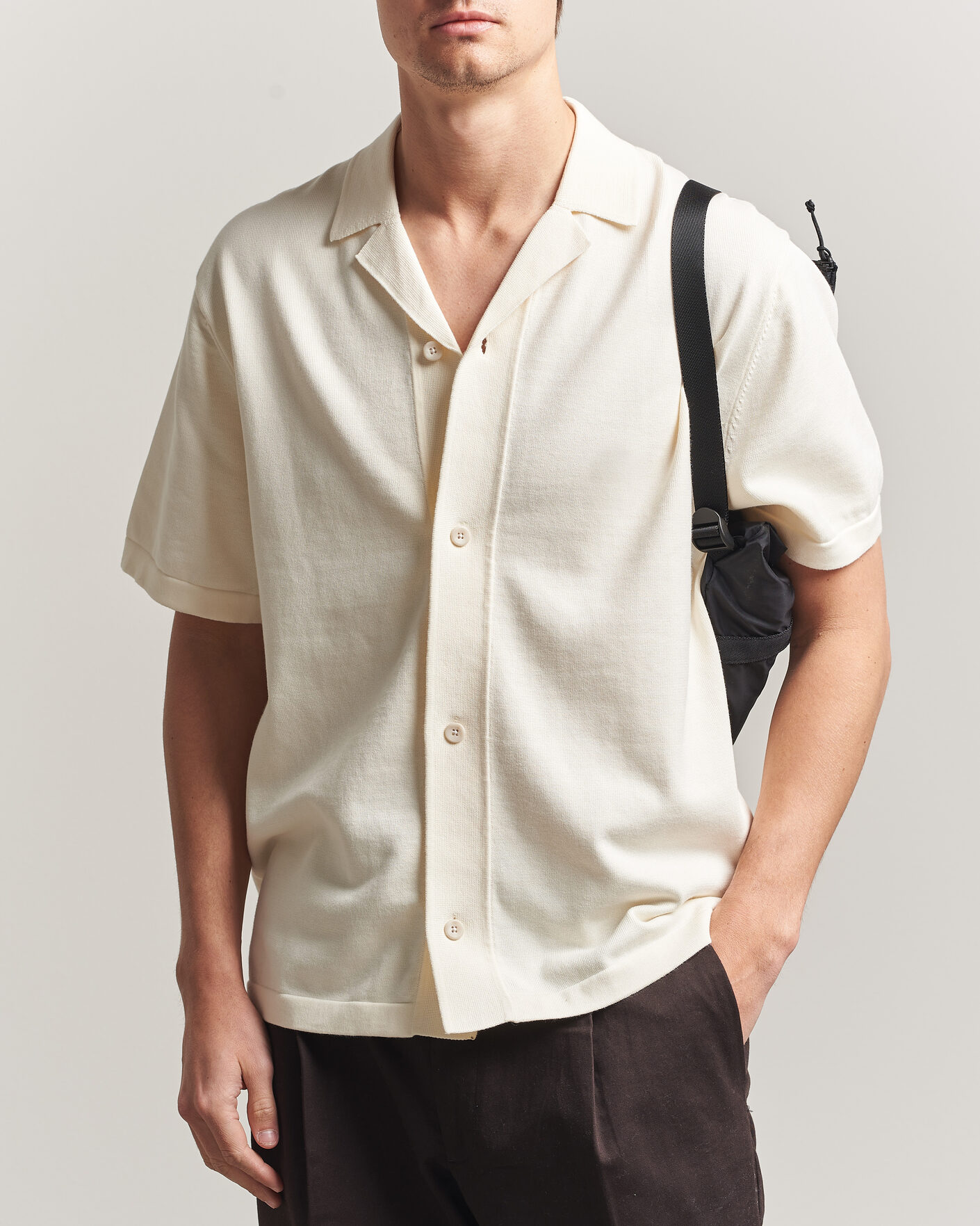 Homme | Chemises | LES DEUX | Bouquet Knitted Short Sleeve Shirt Eggnog White