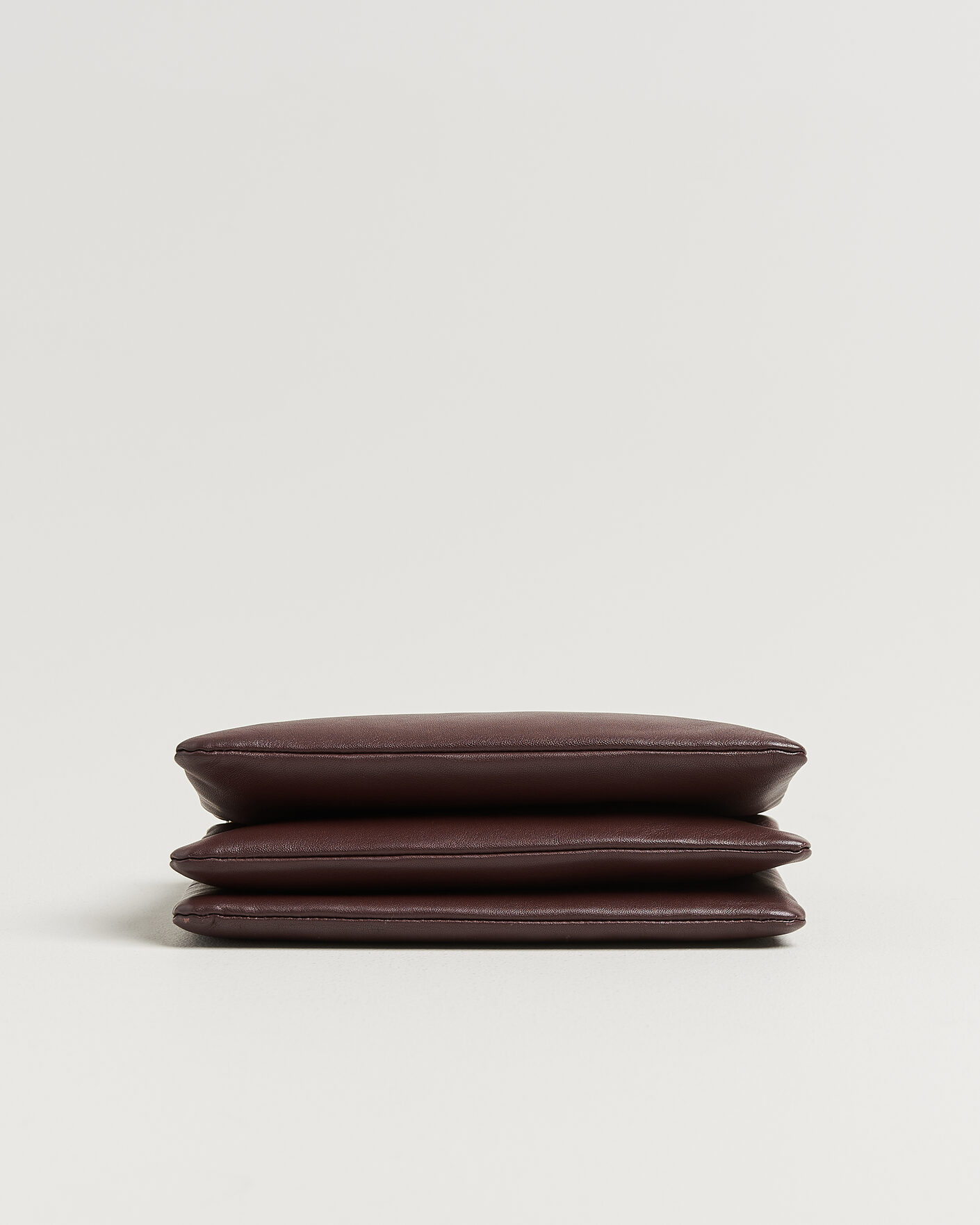 Homme | Pre-Owned & Vintage Bags | Celine Pre-Owned | Trio Bag Medium Leather Burgundy