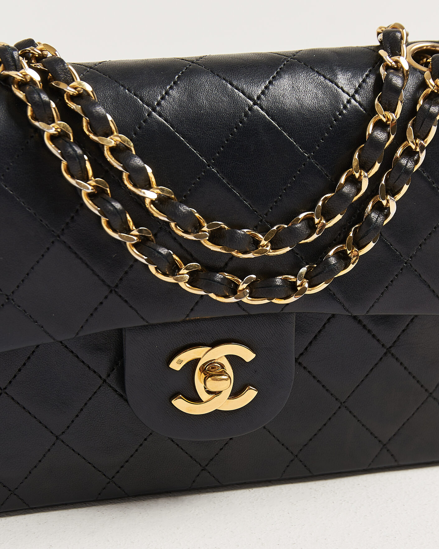 Homme | Chanel Pre-Owned Classic Small Double Flap Bag Black | Chanel Pre-Owned | Classic Small Double Flap Bag Black