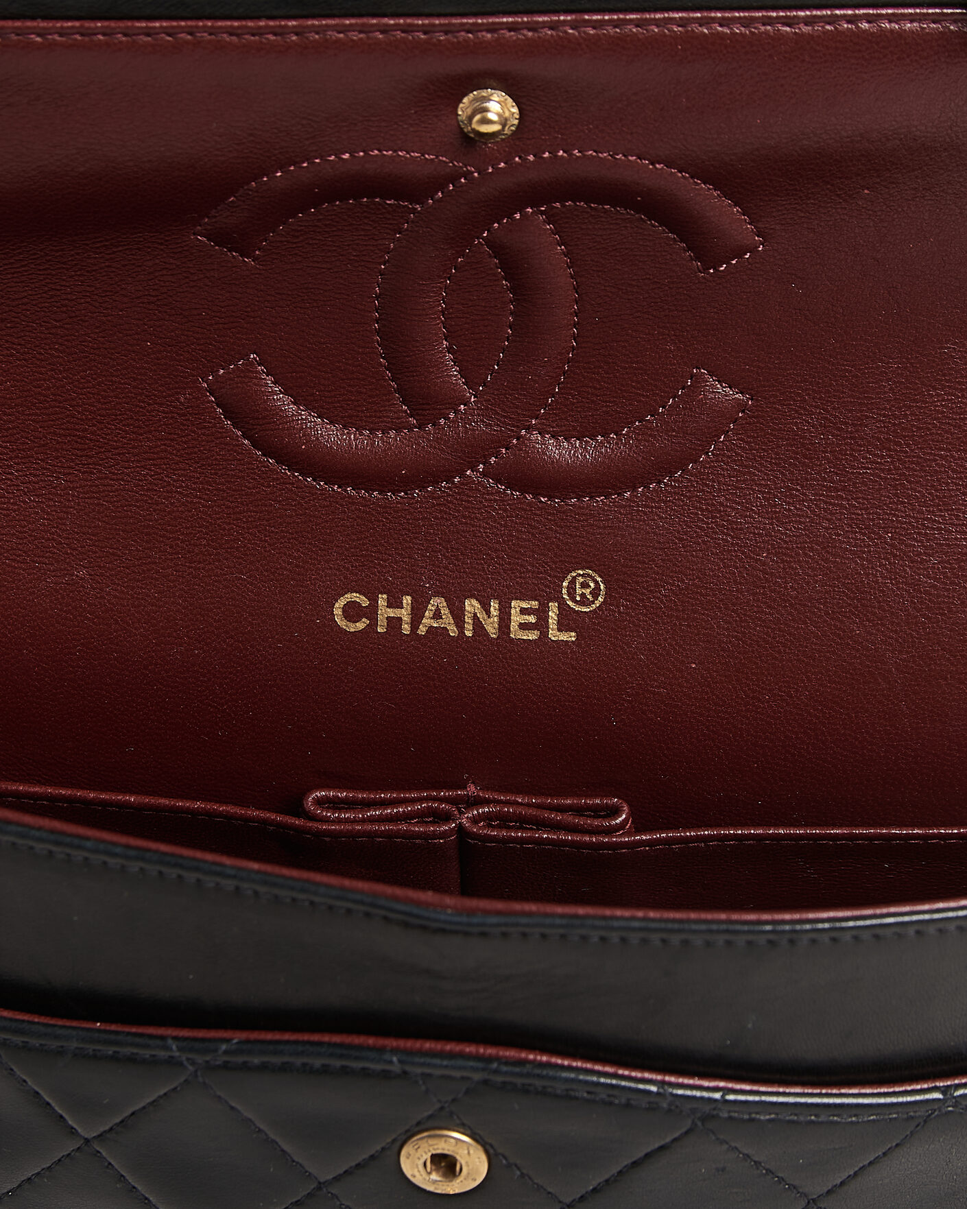 Homme | Pre-Owned & Vintage Bags | Chanel Pre-Owned | Classic Medium Double Flap Bag Black
