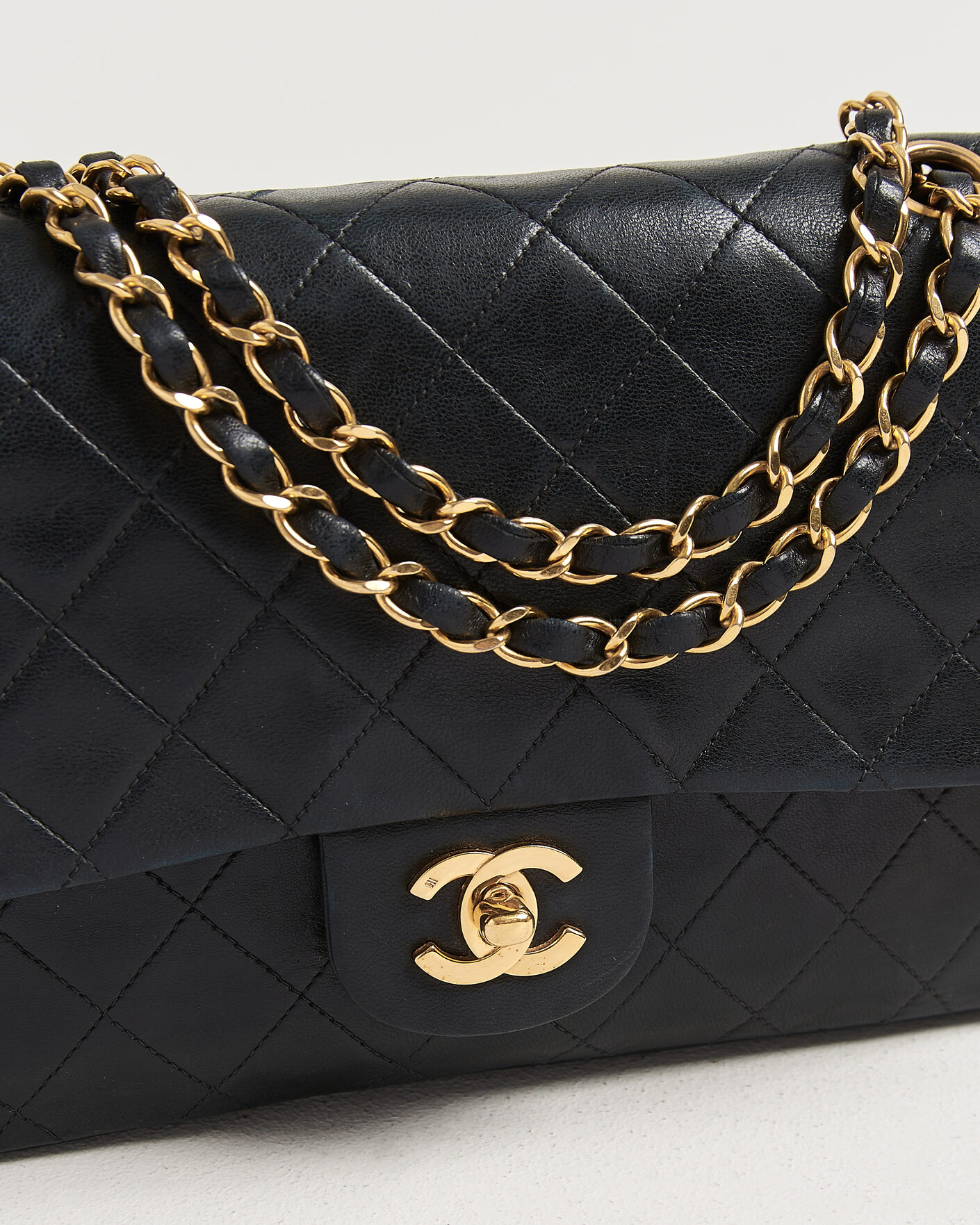 Heren | Chanel Pre-Owned Classic Medium Double Flap Bag Black | Chanel Pre-Owned | Classic Medium Double Flap Bag Black