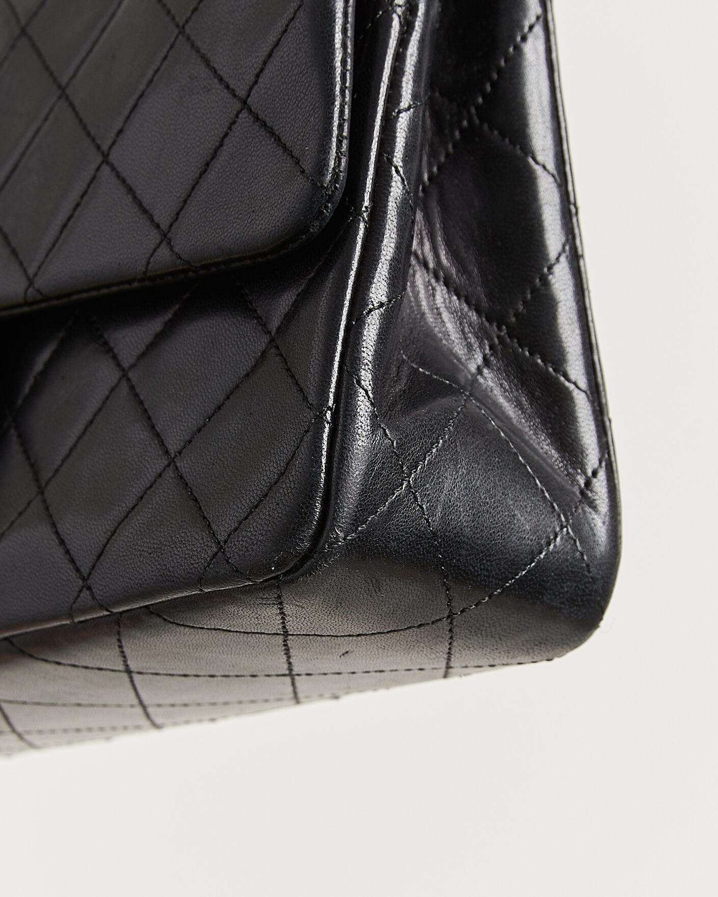 Homme | Chanel Pre-Owned Classic Small Double Flap Bag Black | Chanel Pre-Owned | Classic Small Double Flap Bag Black