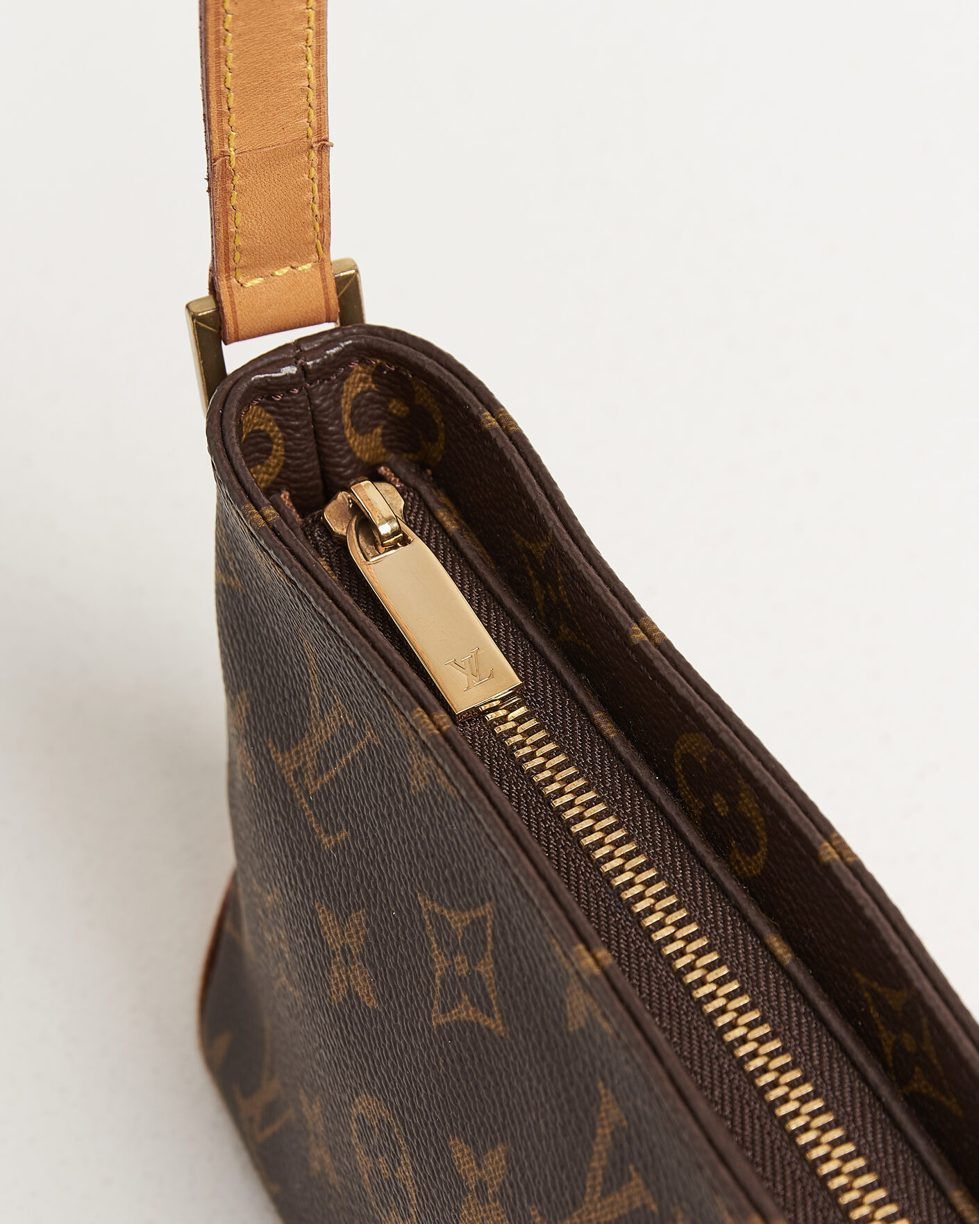 Heren | Pre-Owned & Vintage Bags | Louis Vuitton Pre-Owned | Trotteur Crossbody Bag Monogram