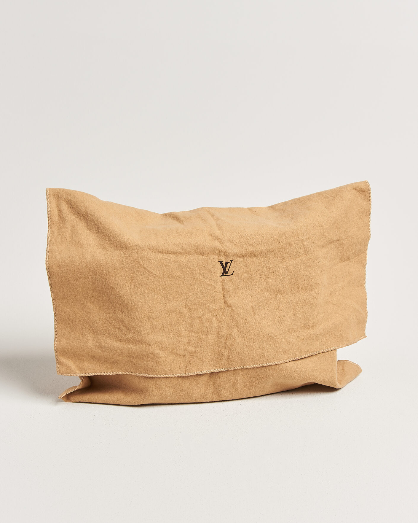 Homme | Pre-Owned & Vintage Bags | Louis Vuitton Pre-Owned | Saint Cloud GM Bag Monogram