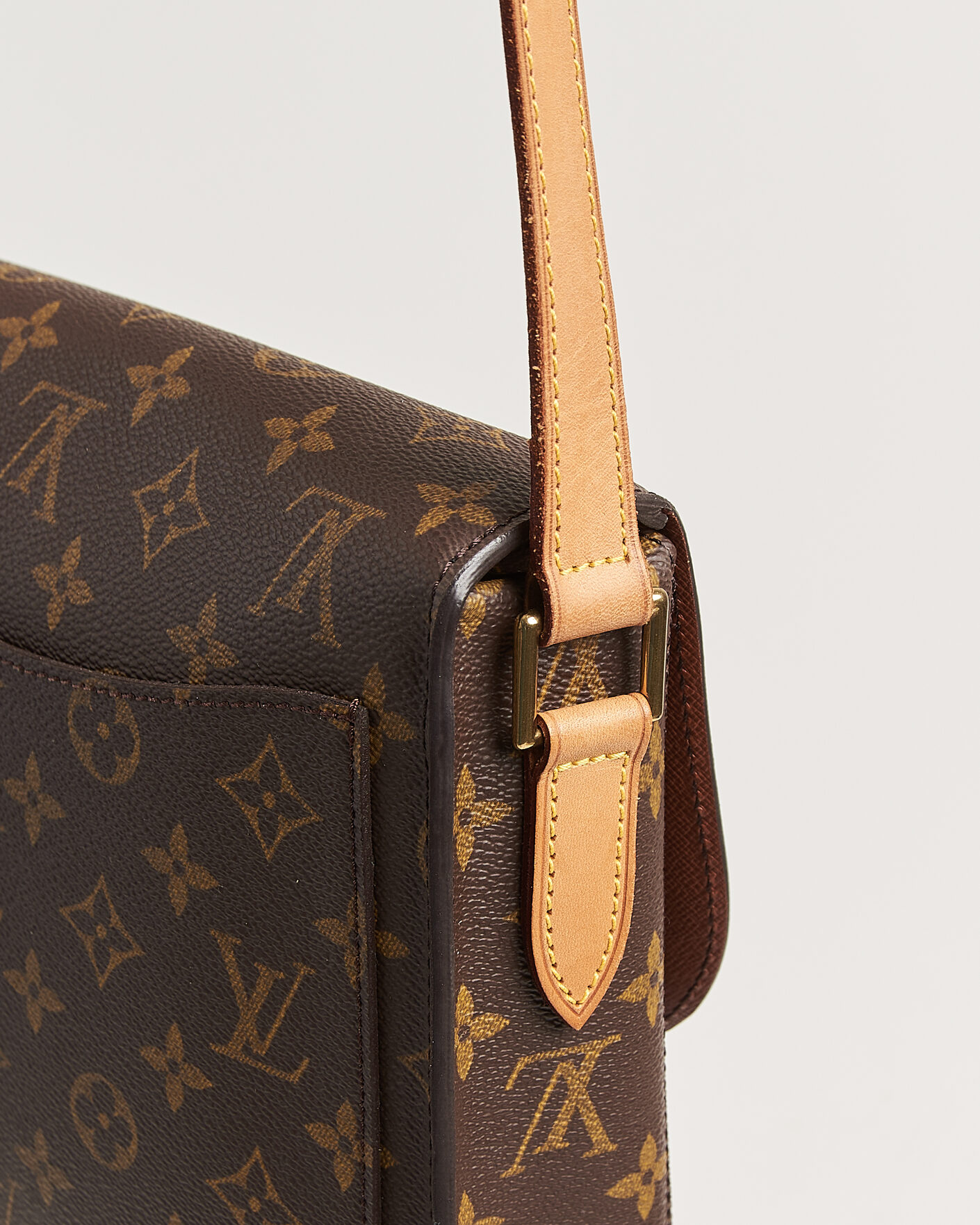 Homme | Pre-Owned & Vintage Bags | Louis Vuitton Pre-Owned | Saint Cloud GM Bag Monogram