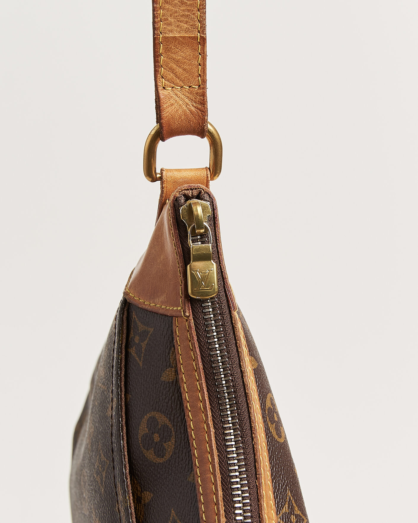 Heren | Pre-Owned & Vintage Bags | Louis Vuitton Pre-Owned | Odeon PM Bag Monogram