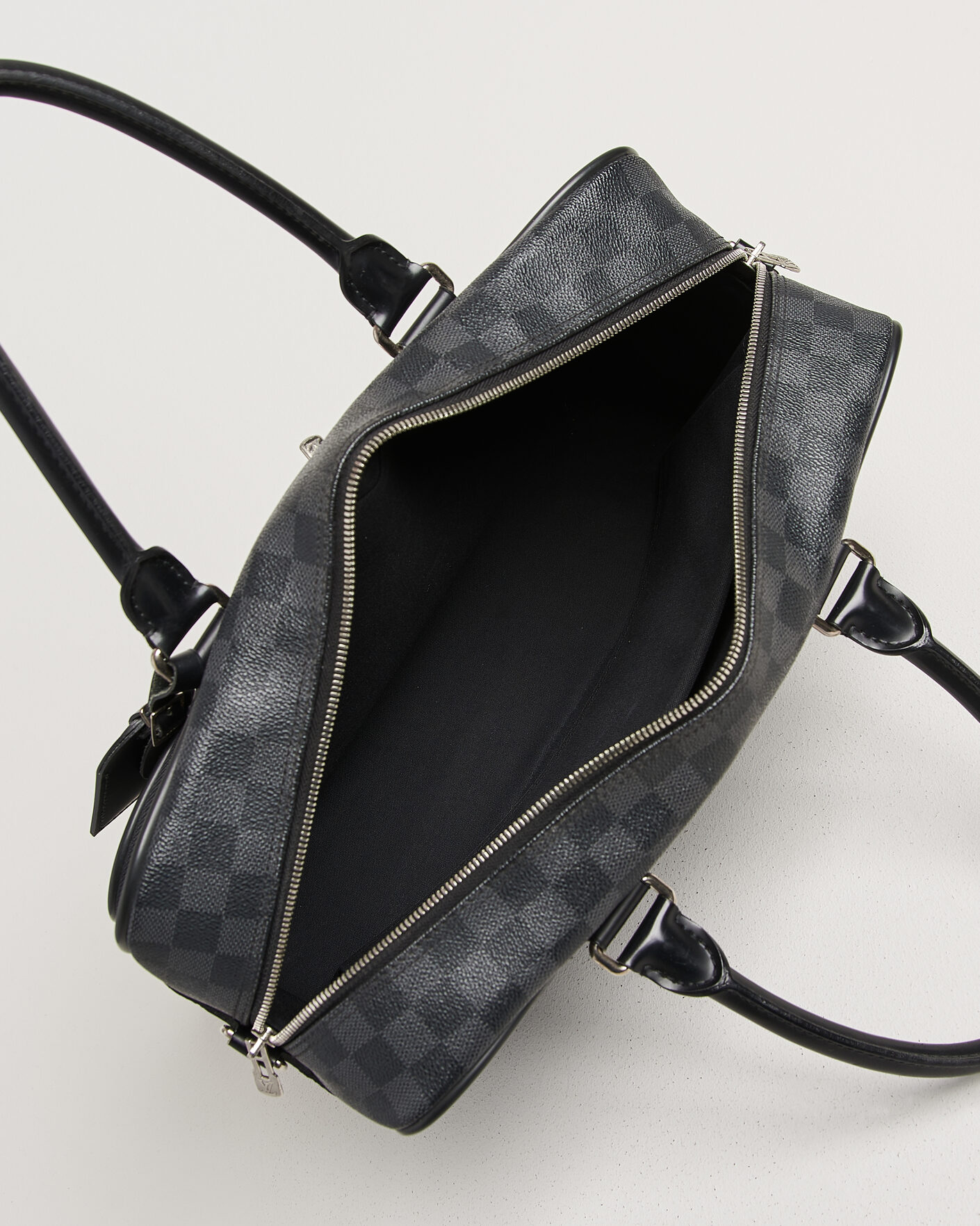 Homme | Pre-Owned & Vintage Bags | Louis Vuitton Pre-Owned | Agal Bag Damier Graphite