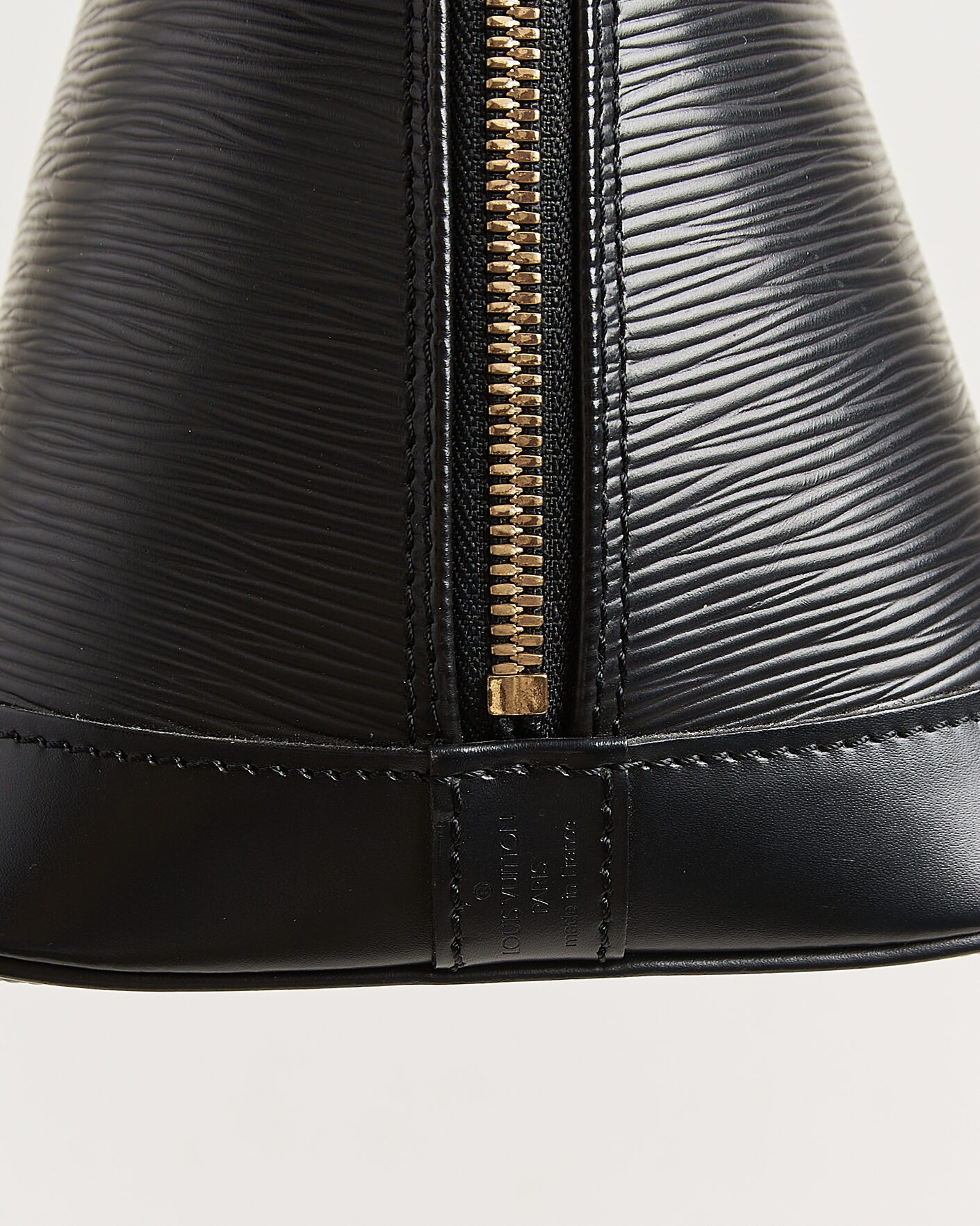 Homme | Pre-Owned & Vintage Bags | Louis Vuitton Pre-Owned | Alma PM Bag Epi Leather Black