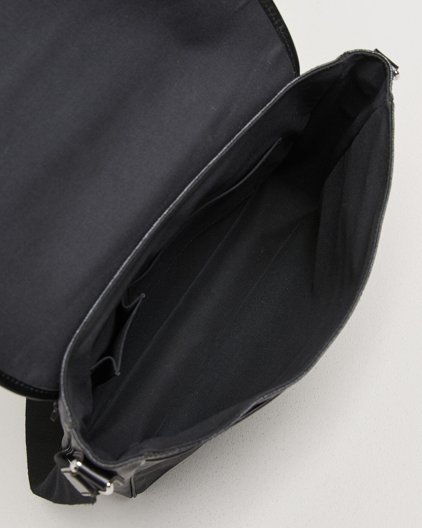 Homme | Pre-Owned & Vintage Bags | Louis Vuitton Pre-Owned | Daniel MM Shoulder Bag Damier Graphite