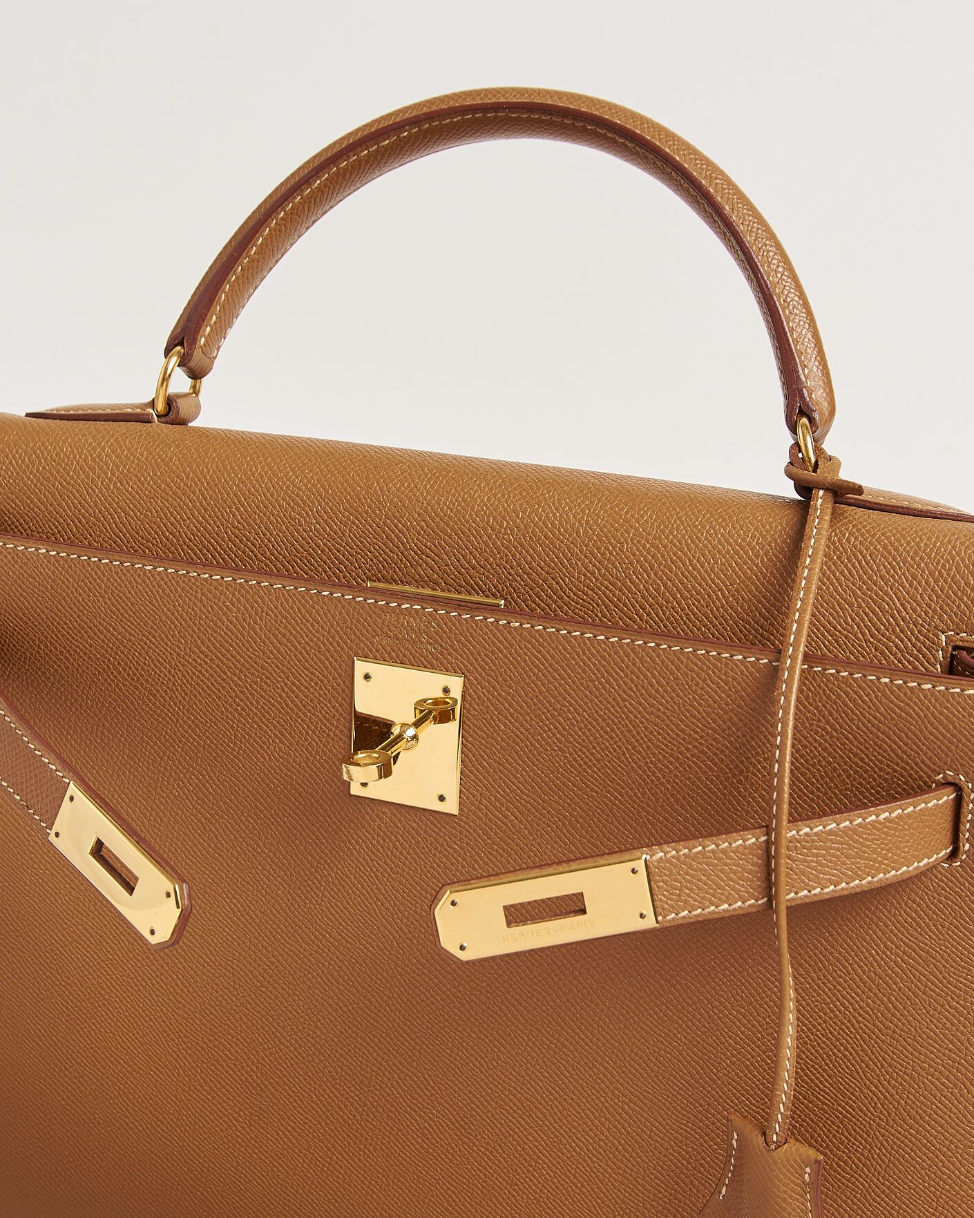 Homme | Pre-Owned & Vintage Bags | Hermès Pre-Owned | Kelly 32 Courchevel Leather Gold