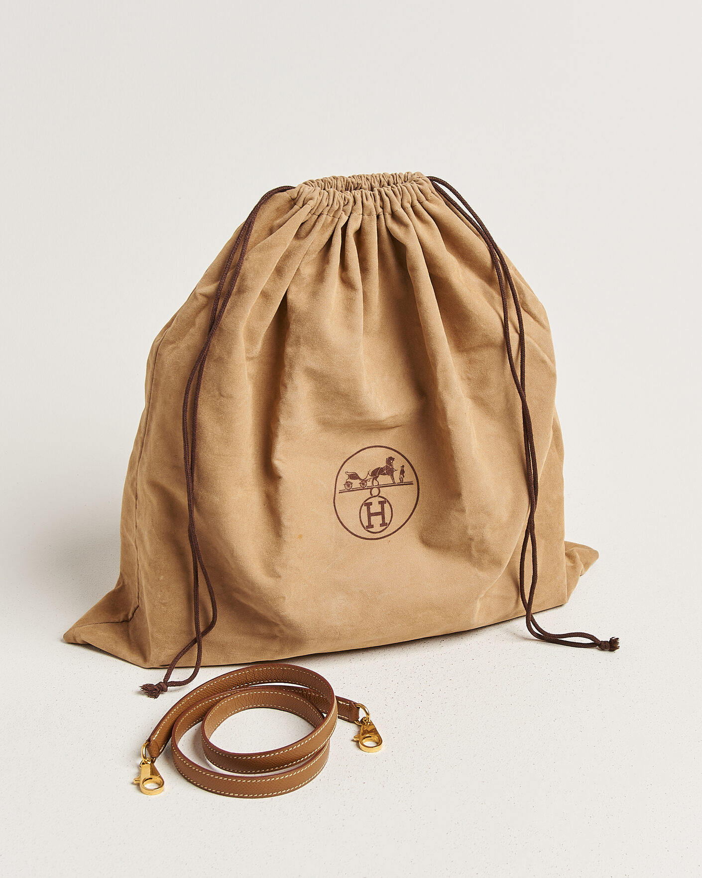 Homme | Pre-Owned & Vintage Bags | Hermès Pre-Owned | Kelly 32 Courchevel Leather Gold